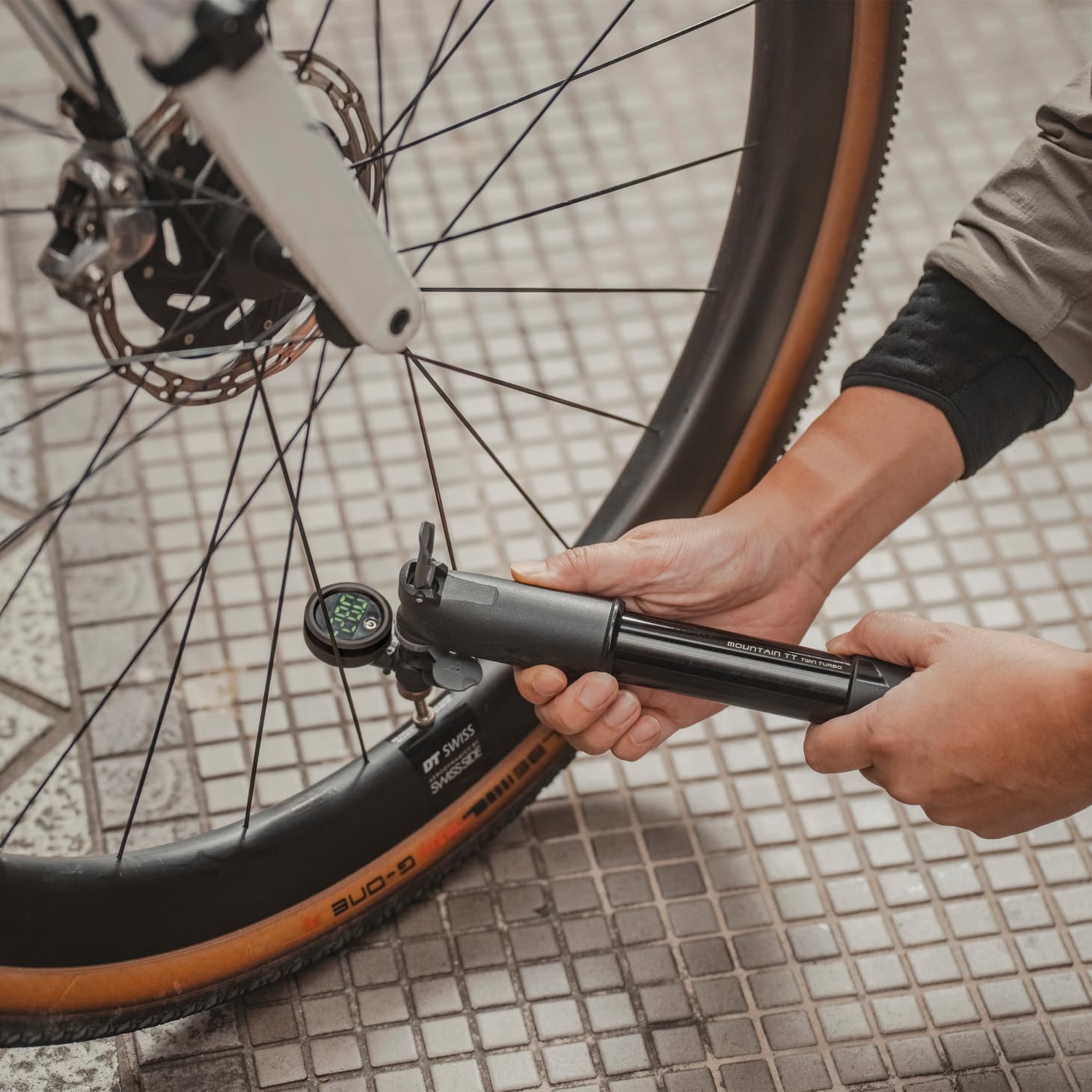 Topeak Shuttle 2.0 - Manometro digitale per pneumatici