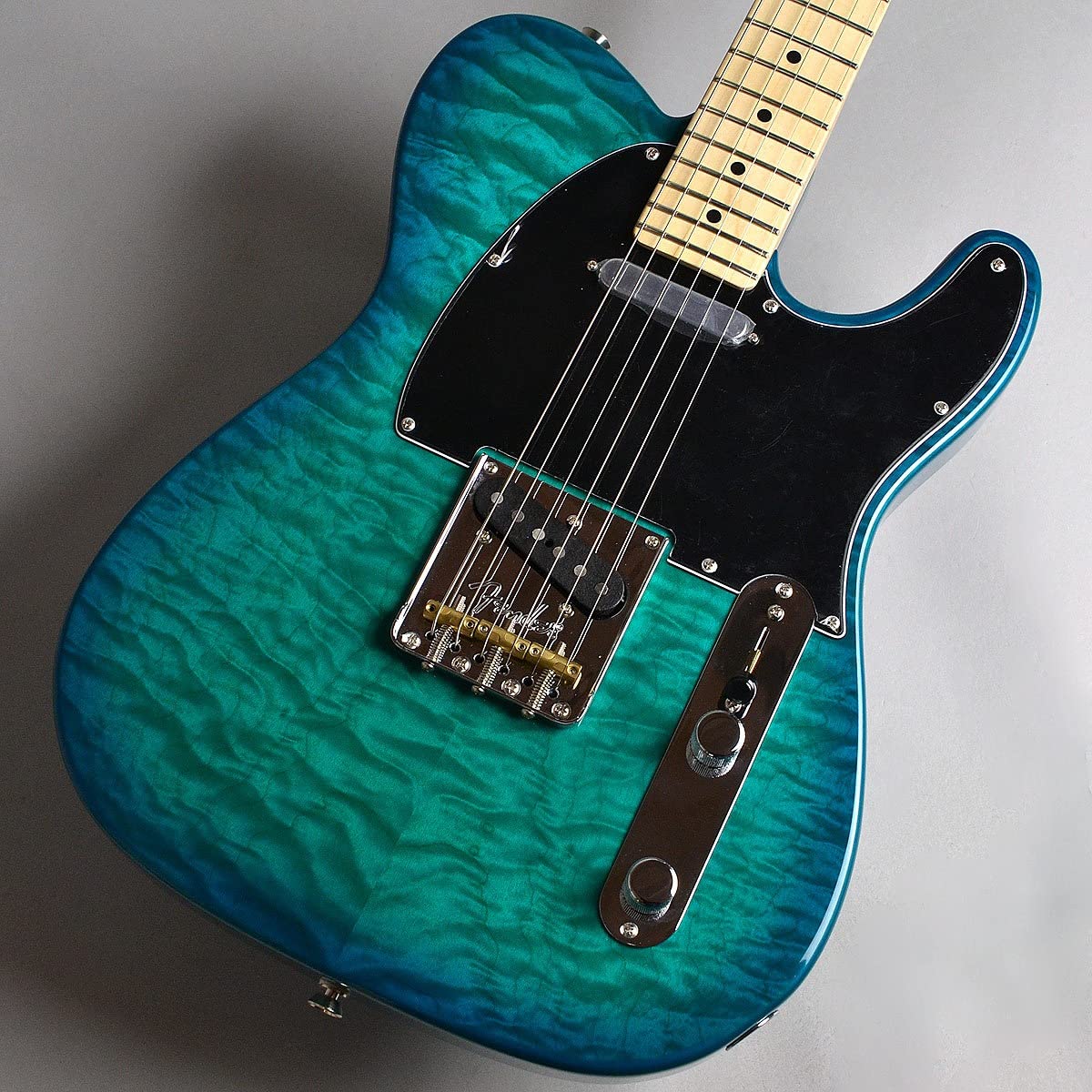 Amazon | Fender American Showcase Telecaster/Aqua Marine Metallic