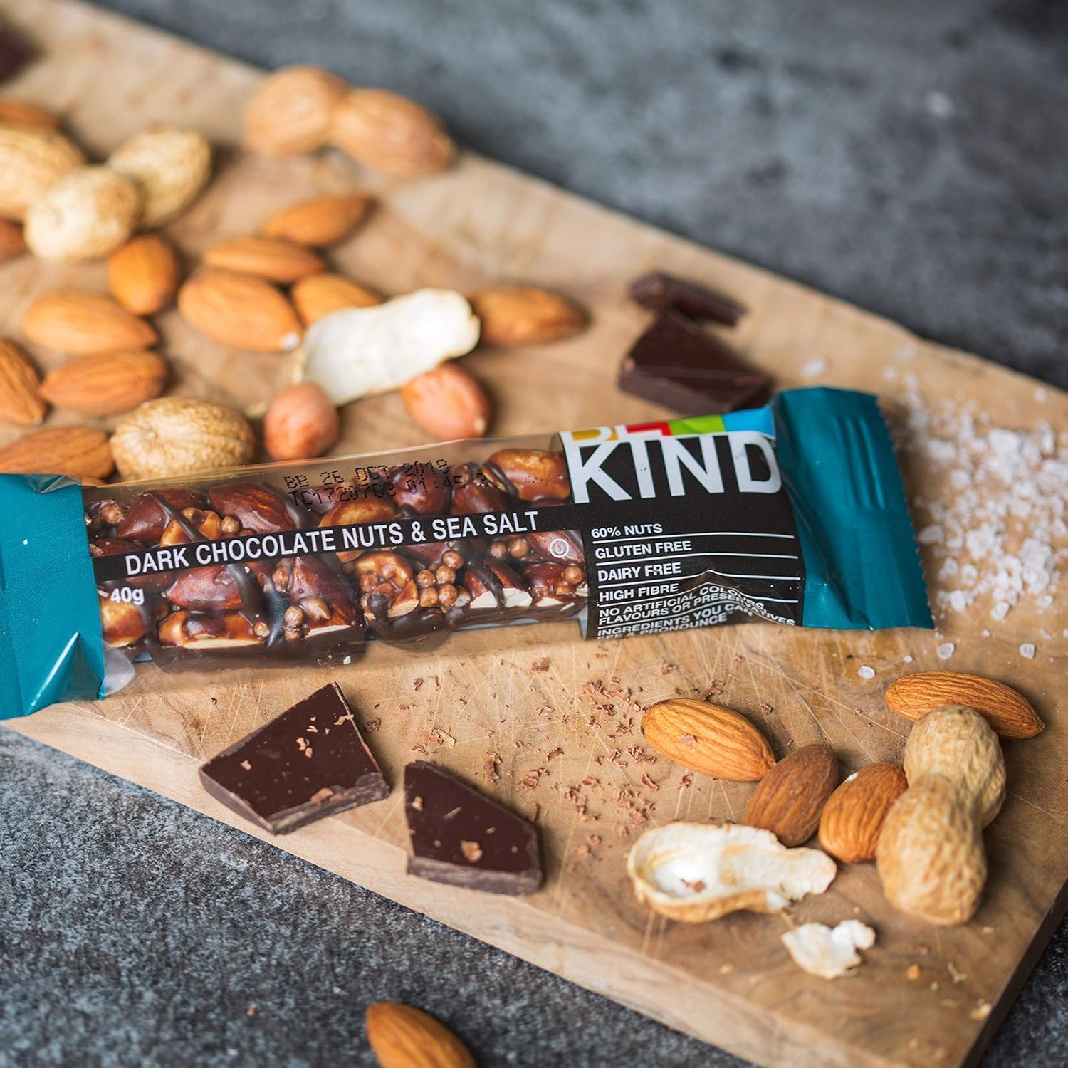 BE-KIND Barretta, Confezione Mista In 6 Gusti Diversi, Snack Senza Glutine, 1 Confezione X 10 Barrette Da 40 Gr Confezione mista 10 barrette - 6 gusti - Immagine 4