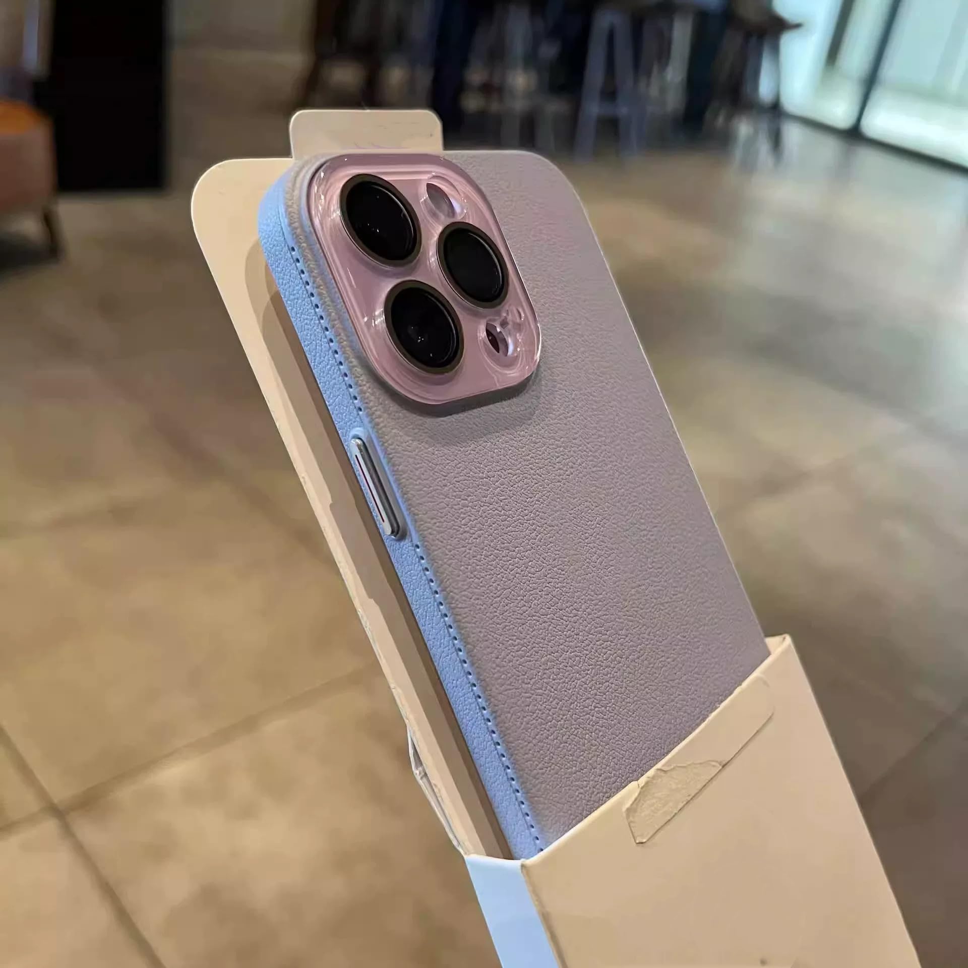 Étui en cuir texturé iPhone 15 Pro violet chic et antichoc - 2