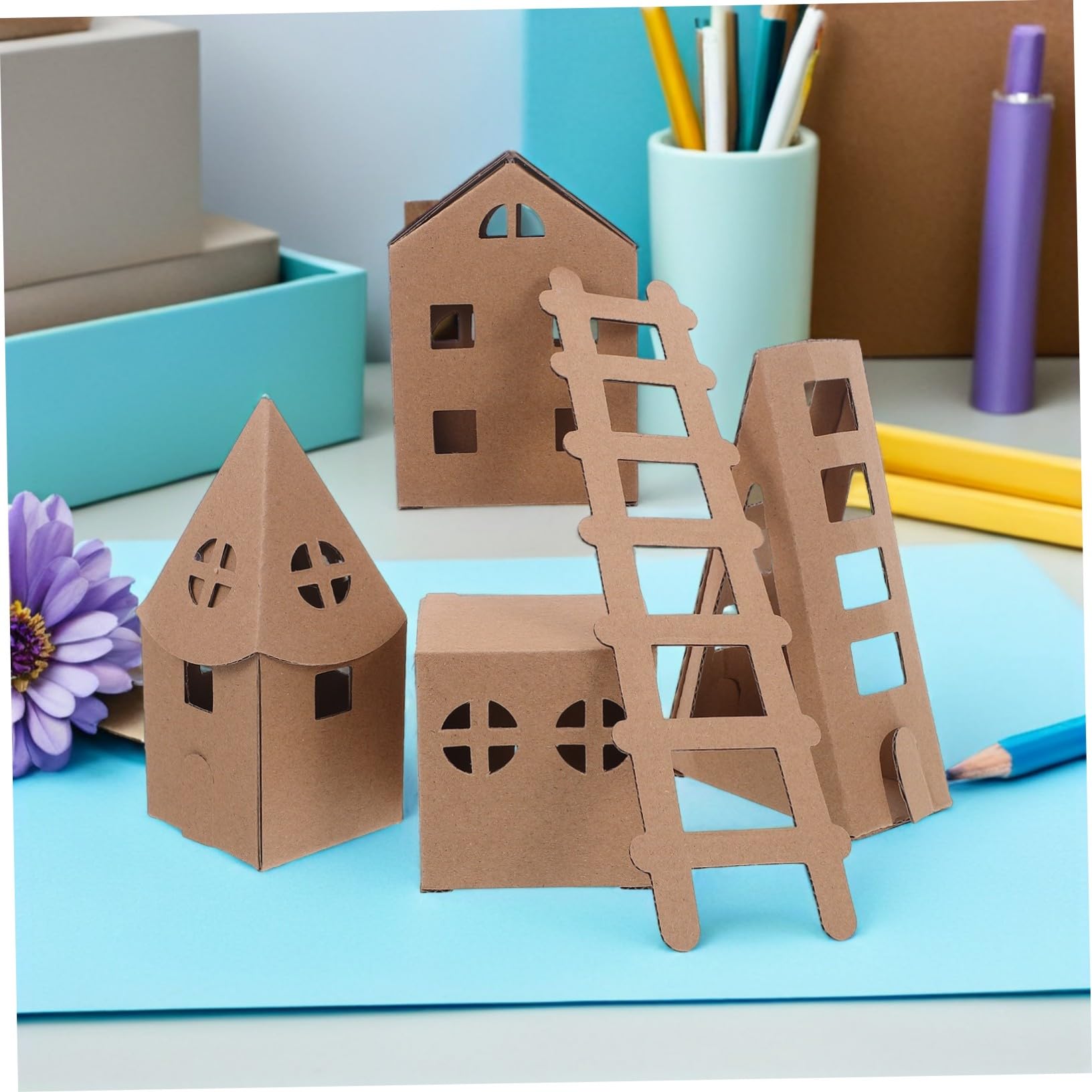 Gadpiparty Casa di Cartone da Colorare per Ragazzo Ragazza di Mini Case in Cartone Fai da Te Kit di Costruzione di Casette in Miniatura per Lavoretti Manuali e Attività Creative