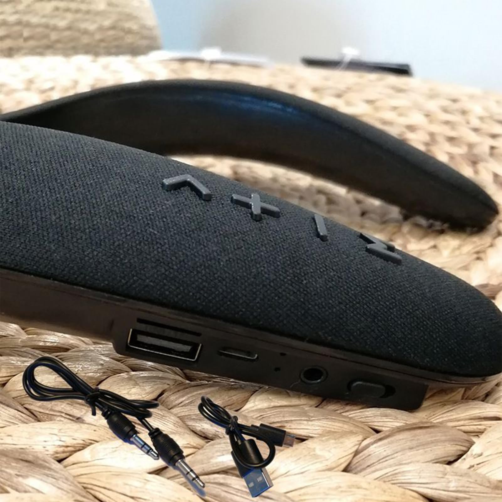 Altavoz de Cuello Auriculares Inalámbricos de Cuello con 6-10 Horas de | Altavoces Exteriores con Sonido Estéreo Surround 5D para Hogar, Gimnasio, Exterior, Viaje, Bar, Camping, Senderis