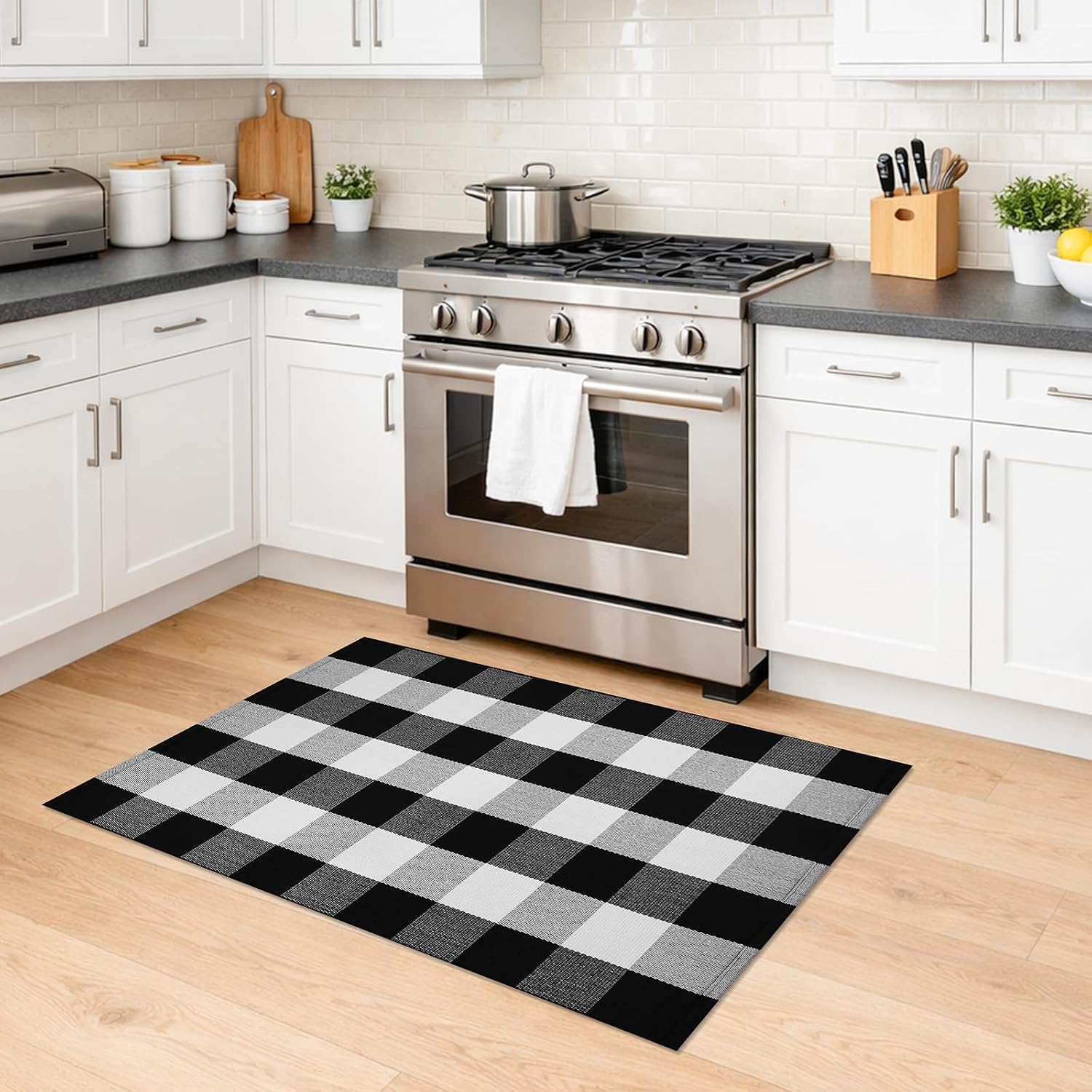 KILOCOCO Buffalo Plaid Checkered Rug 27.5x43 in Black White Front Door Rug image 5