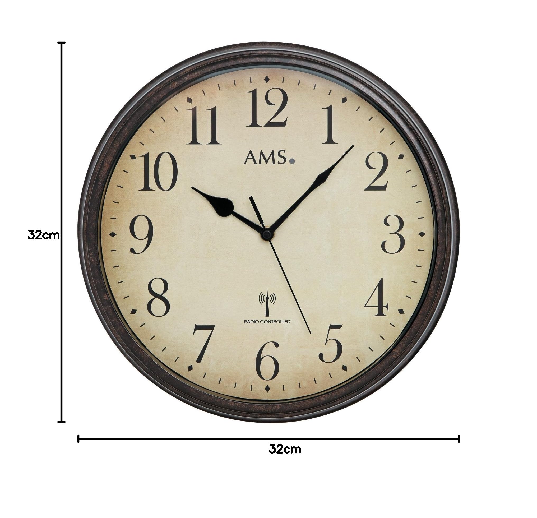 AMS 5962 Wanduhr Rund Metall Beige Zifferblatt Arabische Ziffern Funkuhr 32 cm