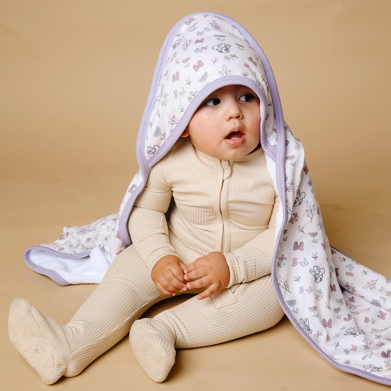 Premium Knit Hooded Bath Towel "Minnie Mouse's Bowquet" by Copper Pearl - Image 5