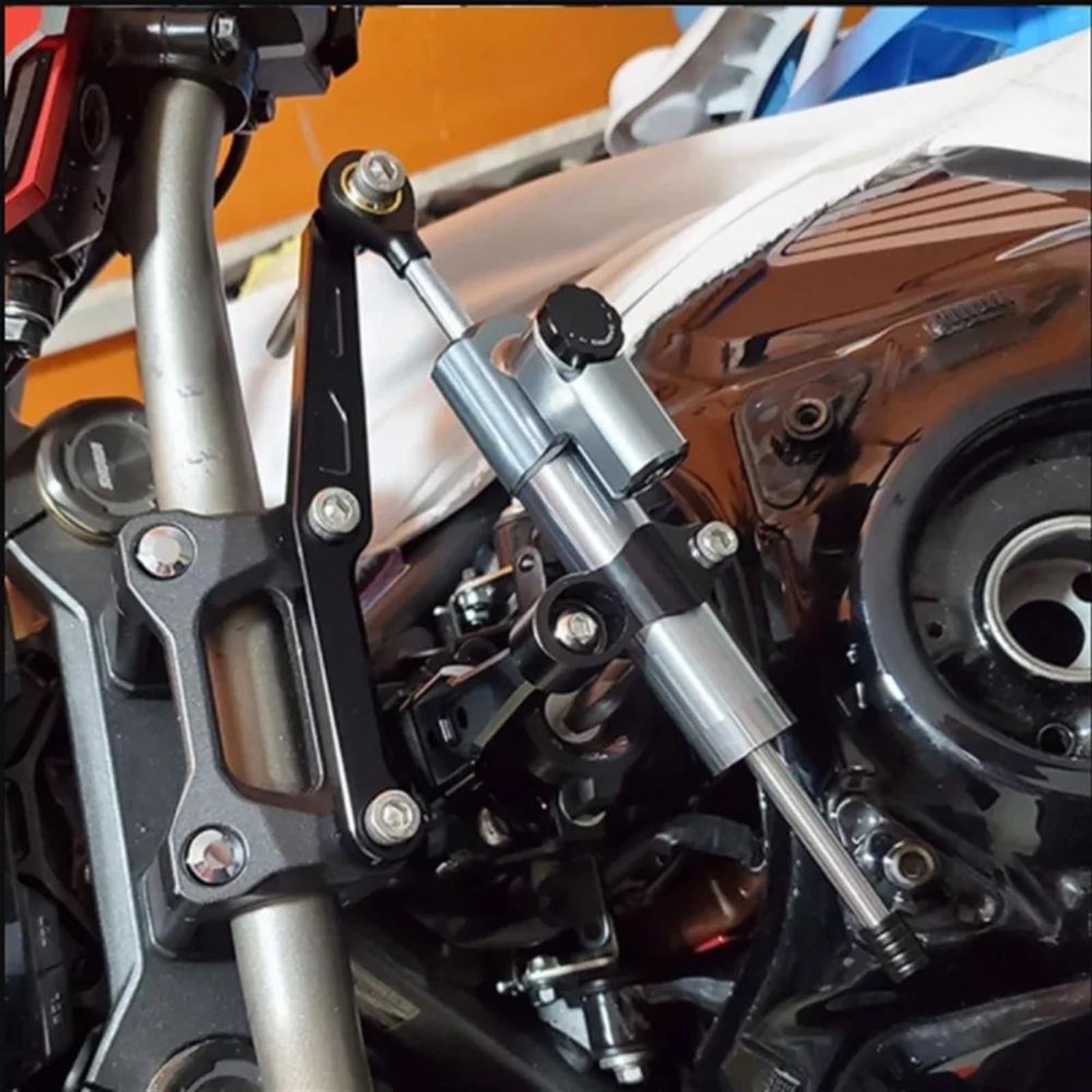 CNC Stabilizzatore Ammortizzatore di Sterzo per Moto per Yamaha MT09 MT-09 2013-2023 2021 2022 Controllo Stabilizzazione dello Sterzo di Sicurezza Regolabile Ammortizzatore(X-2)