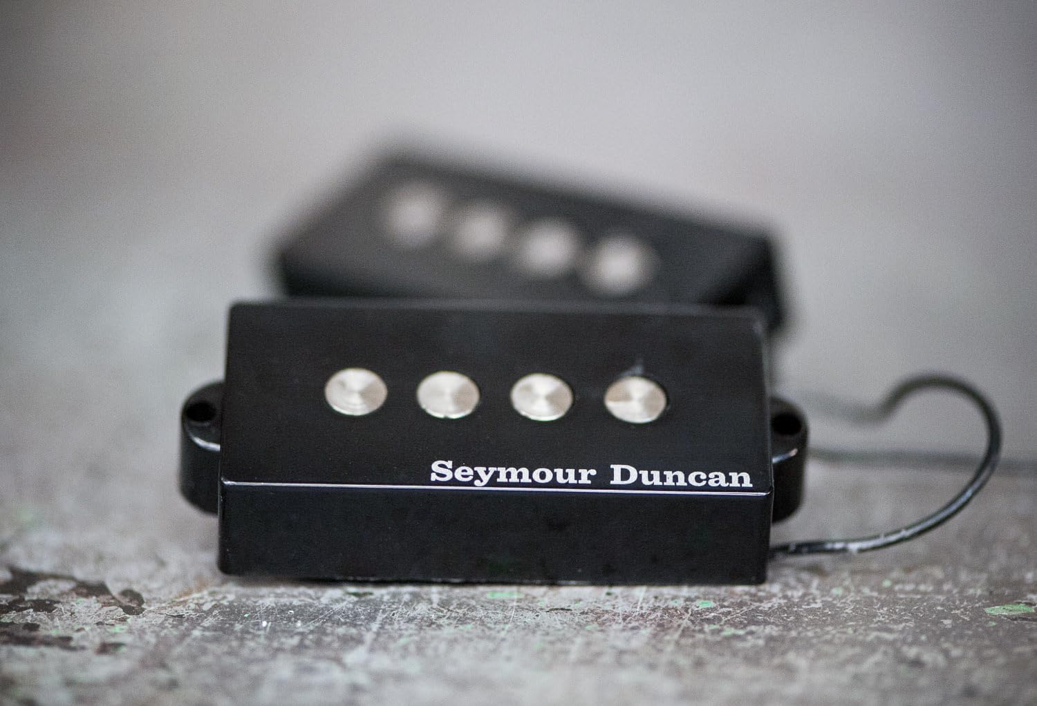 Seymour Duncan Quarter Pound P-Bass - 4 String - True Single Coil - High Output Bass Guitar Pickup