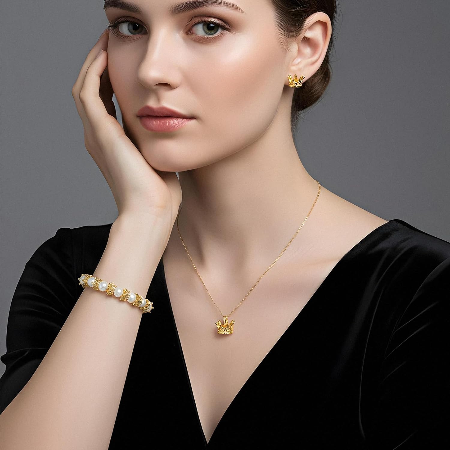 100Pcs Crown Charms, Mini Crowns for Crafts, 3D Gold King Crown Beads Large Hole Spacer Beads for DIY Jewelry Necklace Bracelet Making Supplies - Image 4