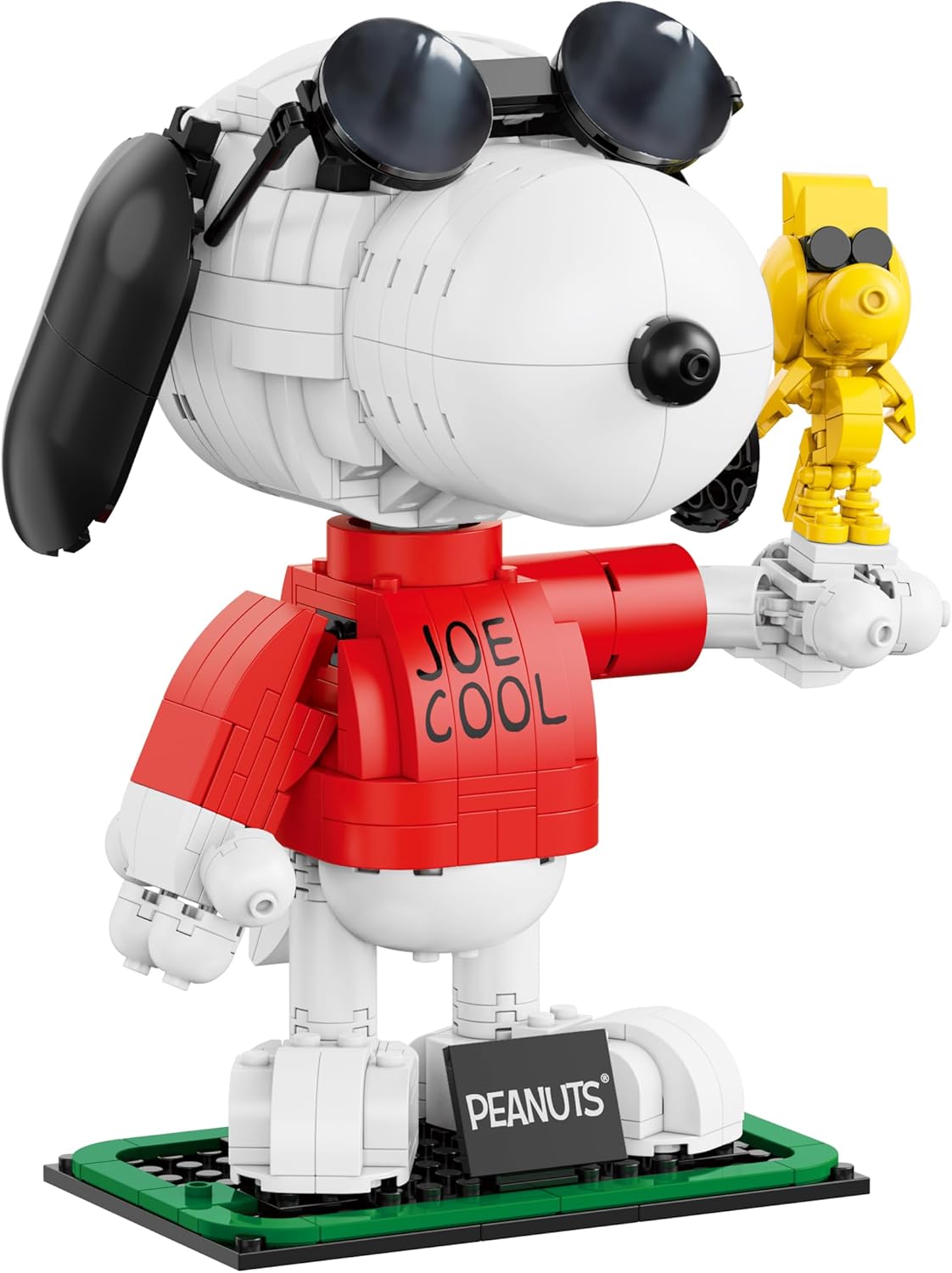 Brickcraft Peanuts Joe Cool Brick Building Kit (643-Piece Set), 2-in-1 Poseable Snoopy Figure with Woodstock, Display Base and Sunglasses, Collectible Display Gift