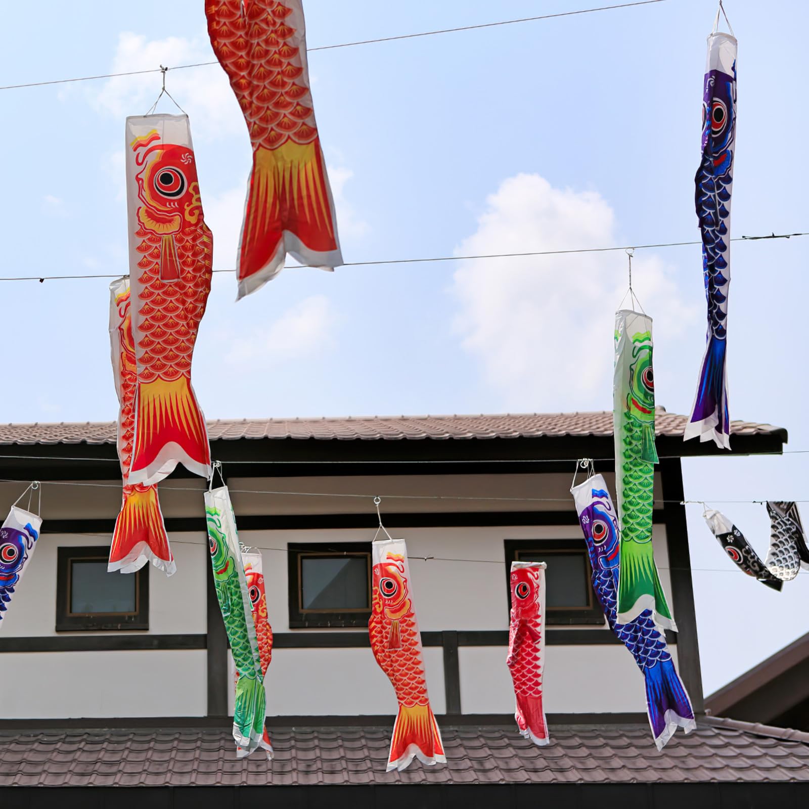 Totority Banderas de Peces Japonesas 5 Piezas 70 CM en Satén Ligero para Decoración de Jardín y Espacios Abiertos Diseño Animado y Fácil de Colgar