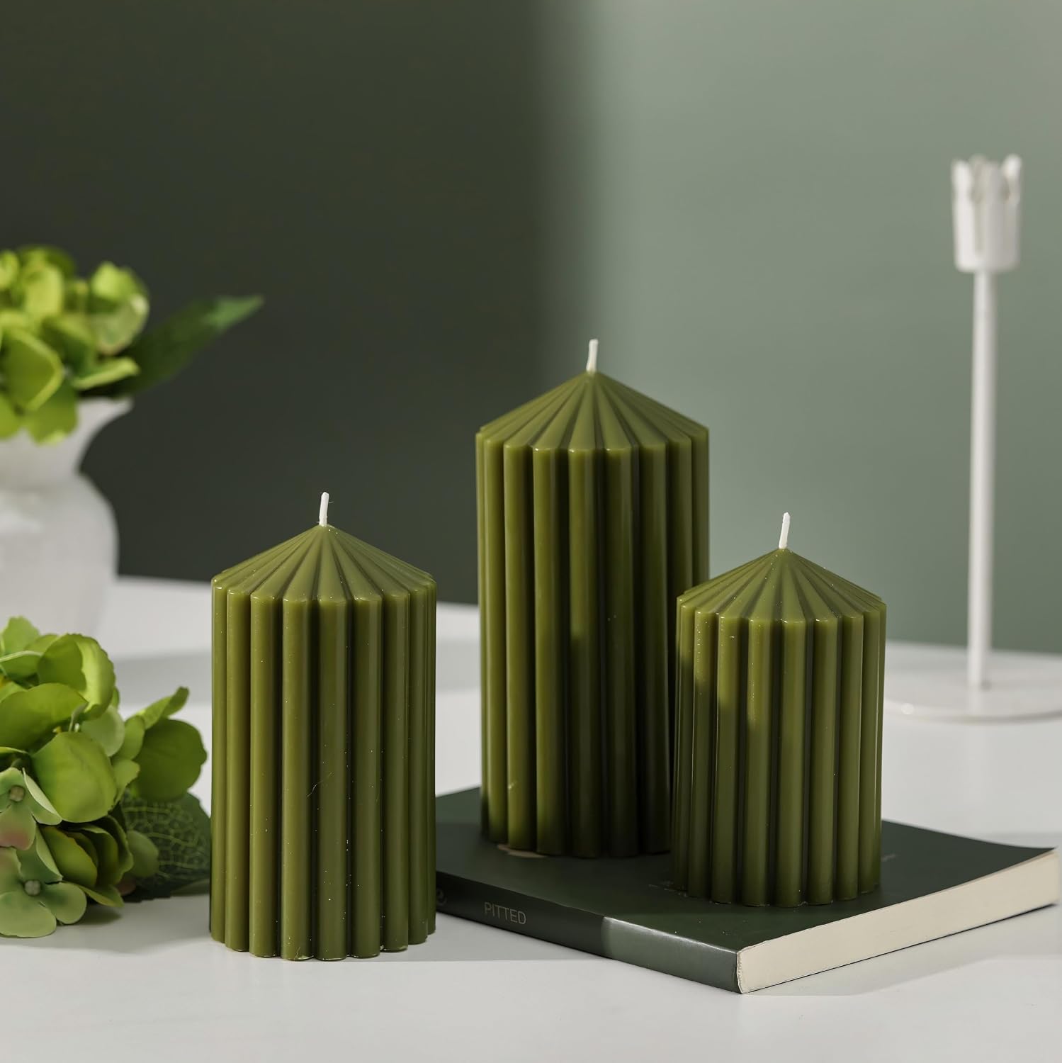 3 Pack Dark Moss Green Ribbed Pillar Candles - Unscented Olive Green Pillar Candle, 2.76" x4.2/4.9/5.9 in Smokeless, Modern Candles for Home Decor, Dinner Table, Living Room, Housewarming Gift