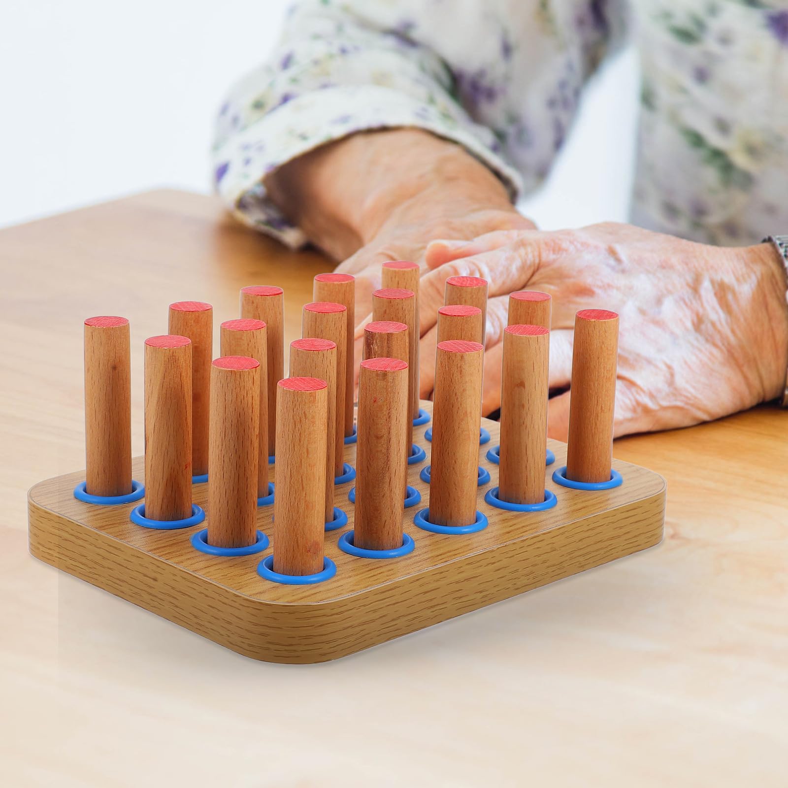 Panneau à Chevilles en Bois et Amélioration Dextérité des Doigts avec 20 Cylindres Renforcement Main pour Exercices Manuels pour Rééducation à Domicile