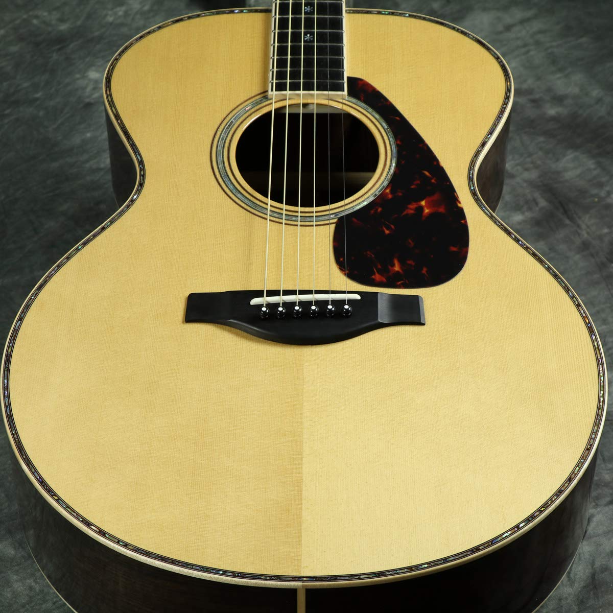 Amazon.co.jp: ヤマハ アコースティックギター LJ36 ARE : 楽器