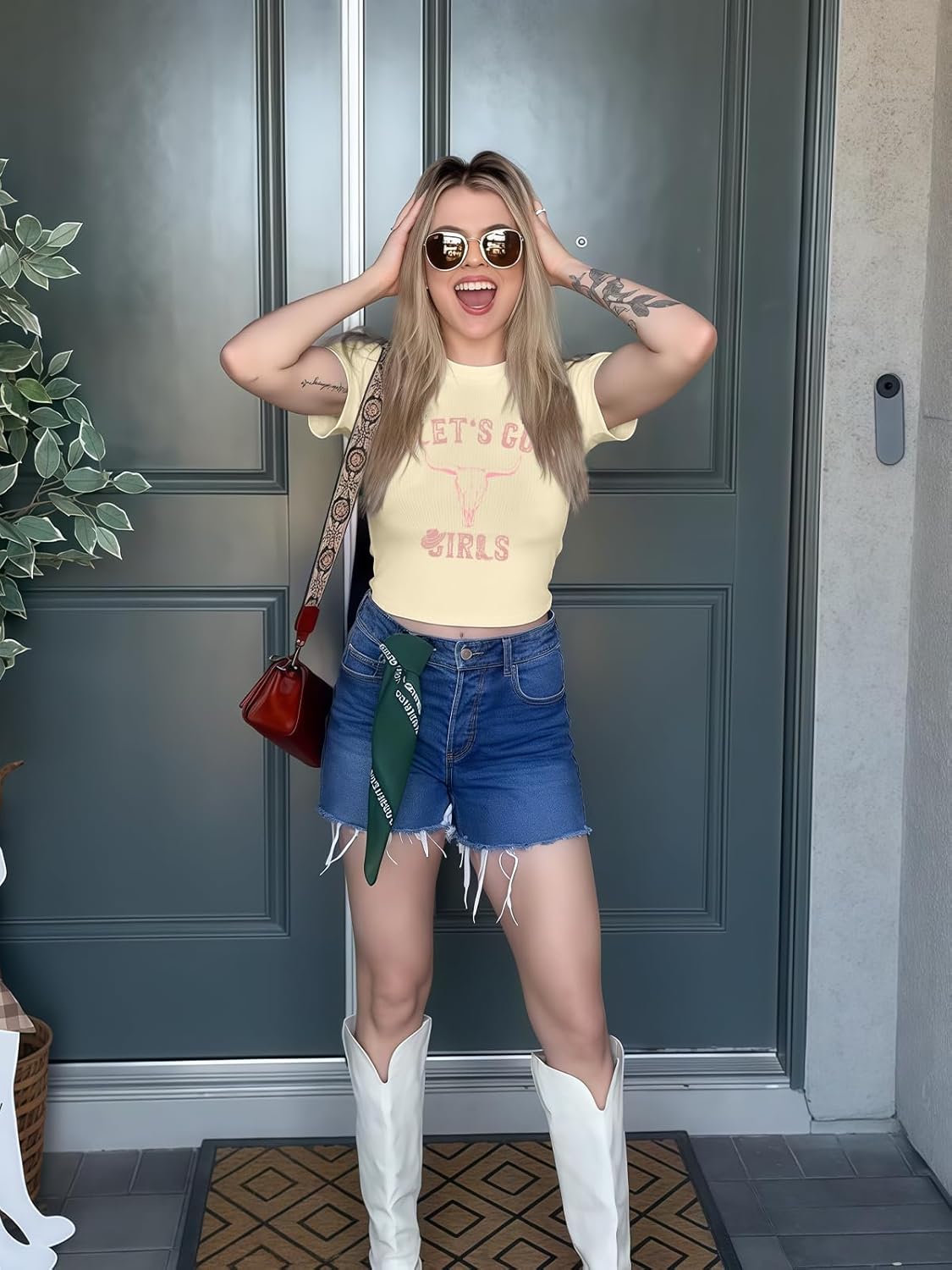 Cropped Cowgirl Outfits for Women Western Rodeo Crop Tops Cowboy Country Concert Graphic Tees - Image 3