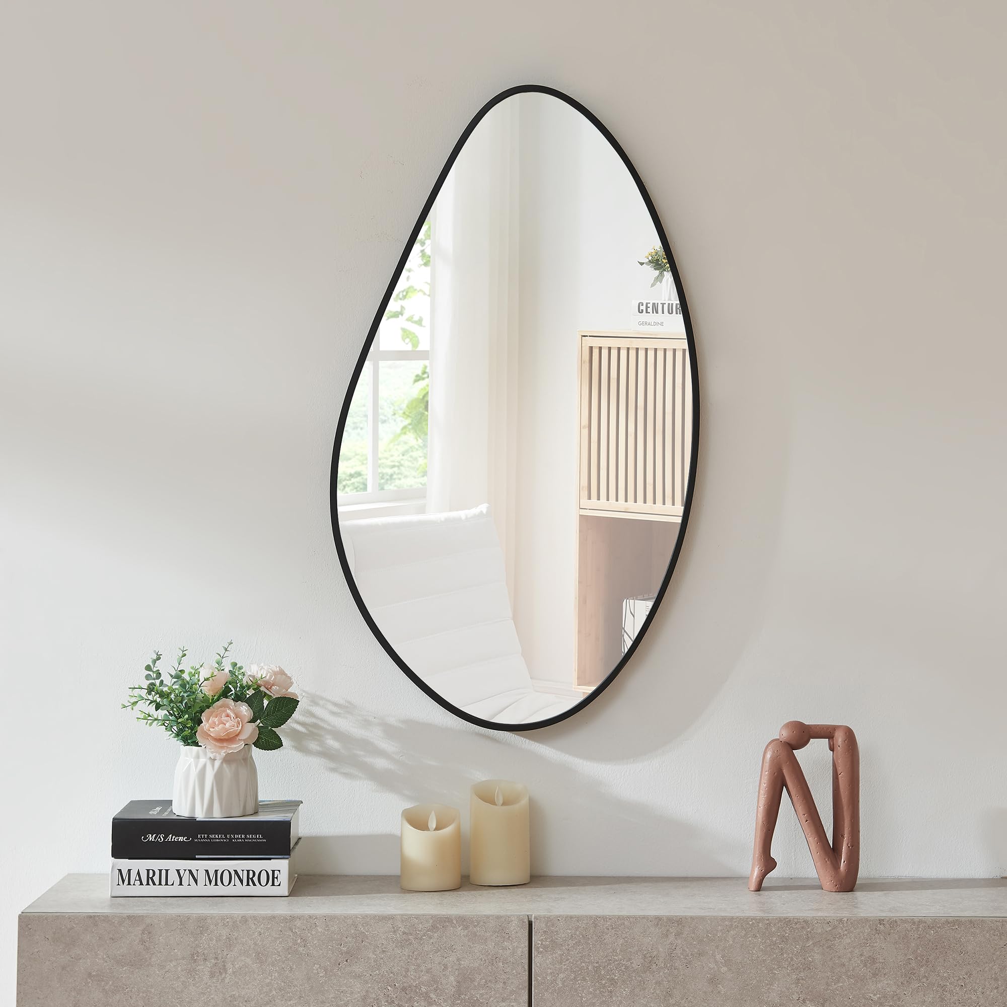 [en.casa] Specchio da Parete con Cornice Irregolare Specchio Decorativo per Ingresso Soggiorno Camera da Letto 82x46 cm Nero