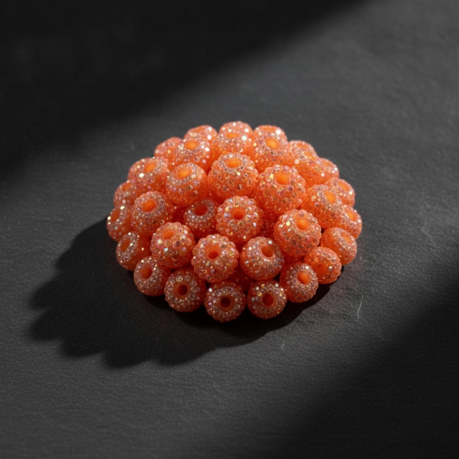 100 Piezas Abalorios con Acabado con Relieve talles Iridiscens Facetadas Abalorios Esféricas Acrílico Brillans para Diseños Colgans, 16MM