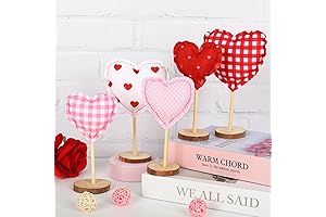 Whaline Valentine's Day Table Centerpiece