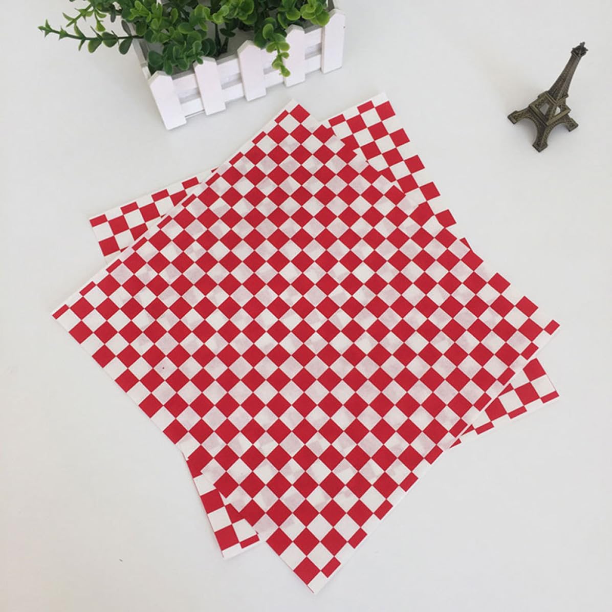 Didiseaon 300 Unidades Papel para Hornear Rejilla Roja, 100 Hojas de Papel