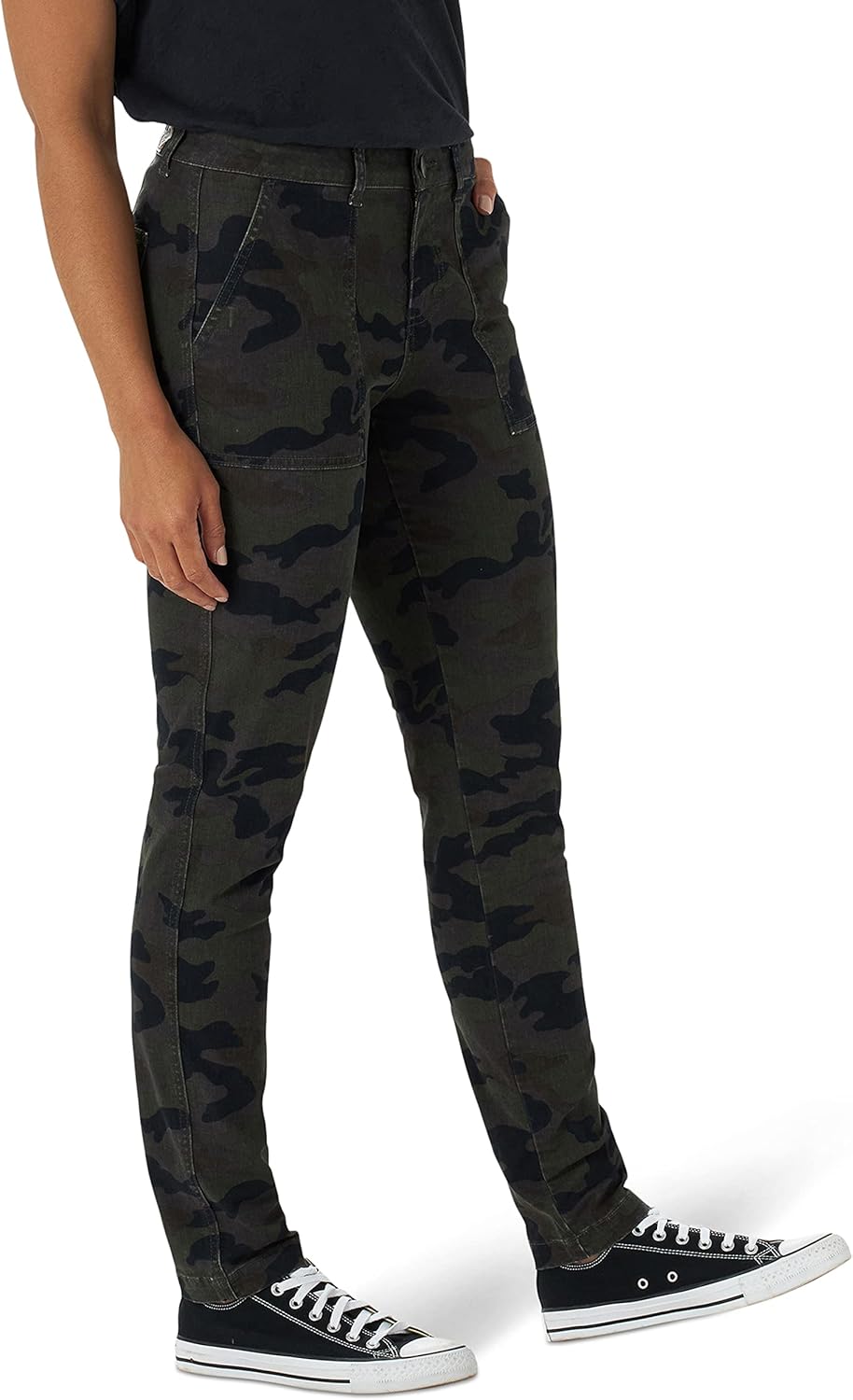 Lee Women's Legendary Regular Fit Tapered Utility Pant