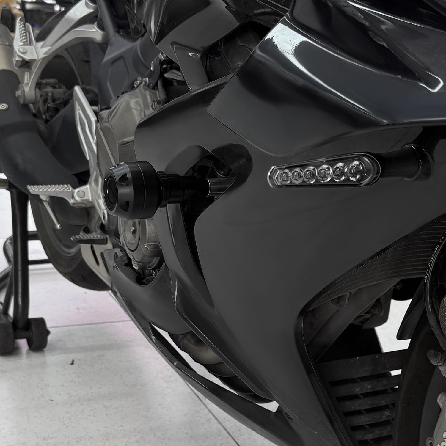 For ZX6R Motorcycle Frame Sliders Crash Protector Compatible with Kawasaki ZX6R ZX-6R 2013-2017 CNC Frame Slider Crash Protector Anti-Collision (Black, For ZX6R)