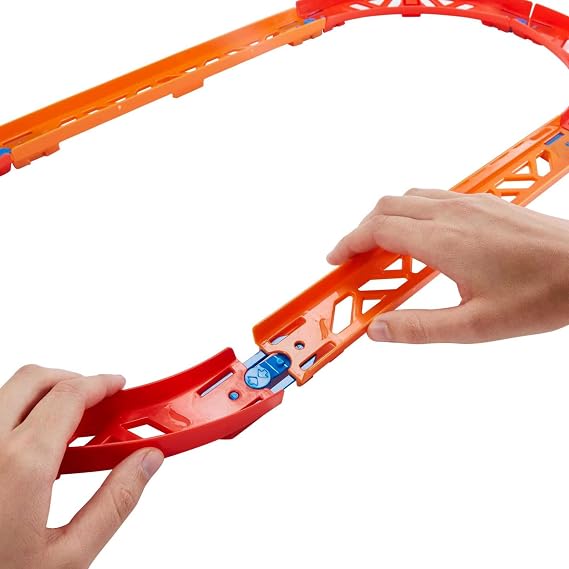 Hot Wheels Toy Car Track Set, Track Builder Unlimited Playset Premium Curve Pack, 16 Component Parts & 1:64 Scale Vehicle
