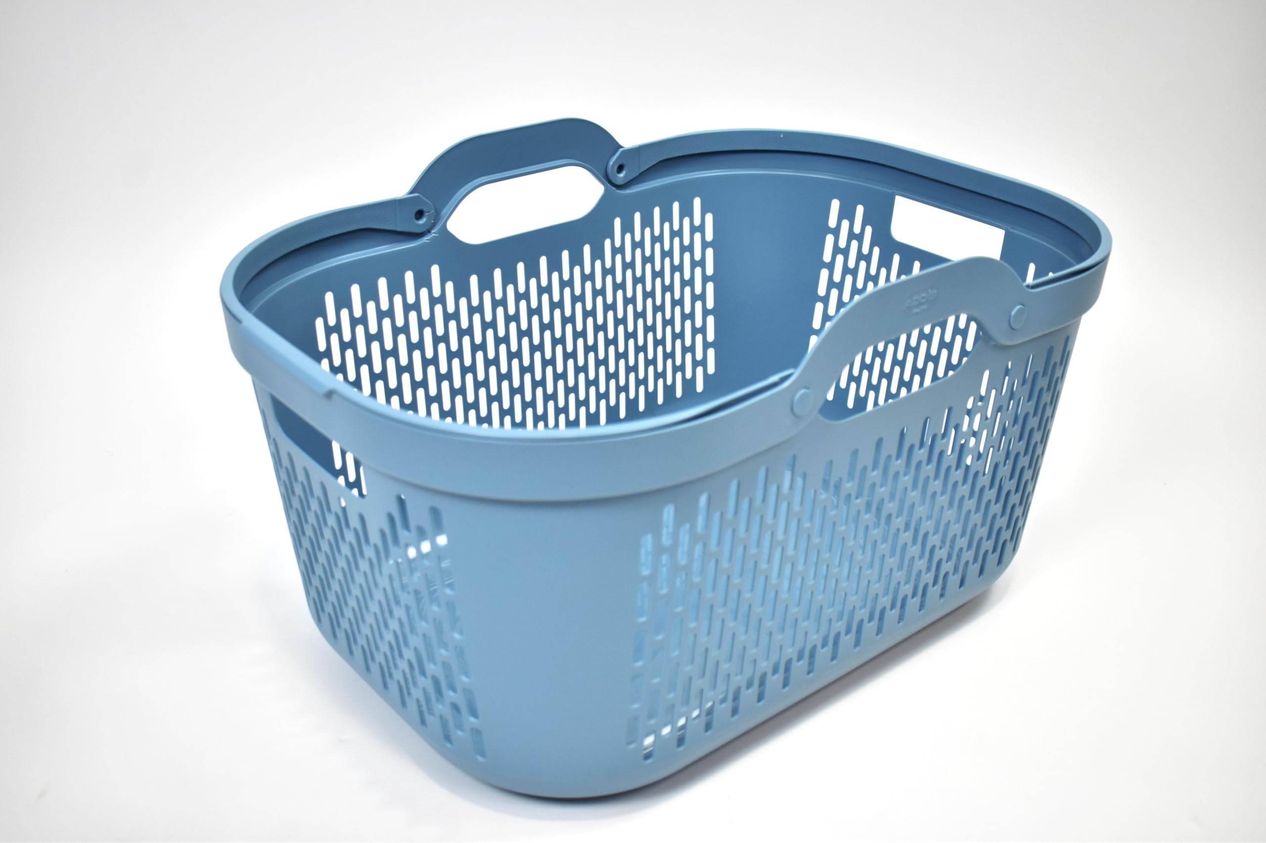 Addis Signature Laundry Basket With Carry Handles