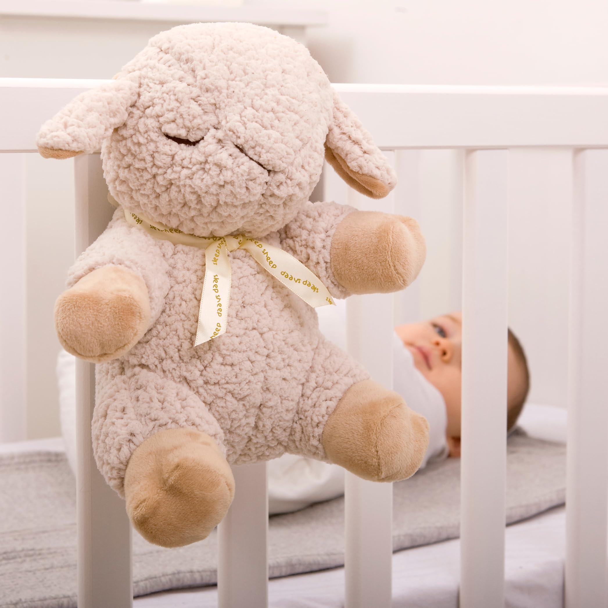 Cloud B Sleep Sheep On The Go Portable Plush Sound Machine