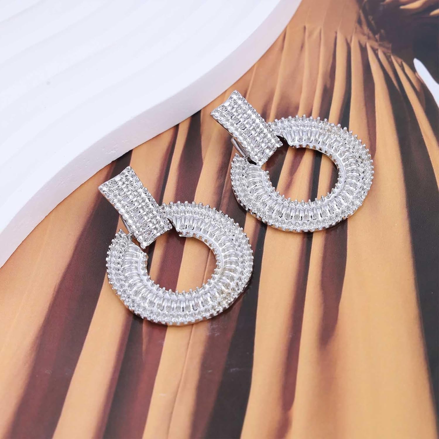 Vintage Matte Circle Dangle Earrings Open Circle Hoop Drop Earrings Hammered Circle Huggie Earrings Gold Circle Hoop Earrings Jewelry for Women (Gold) - Image 5