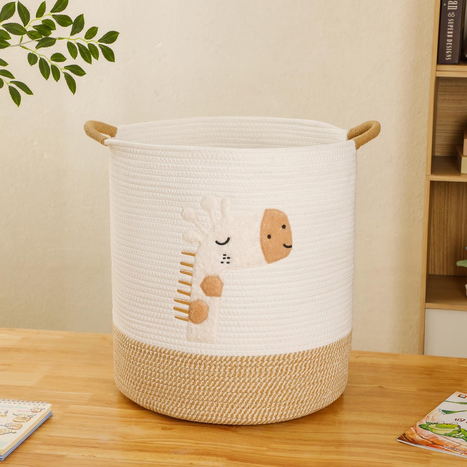 Cesto Portabiancheria 51L Grande Cesta Giochi Bambini Cesto Biancheria Sporca Contenitore Giochi Cestini Portaoggetti, Cesta di Stoccaggio in Corda di Cotone per Bambini con Maniglie, Giraffa