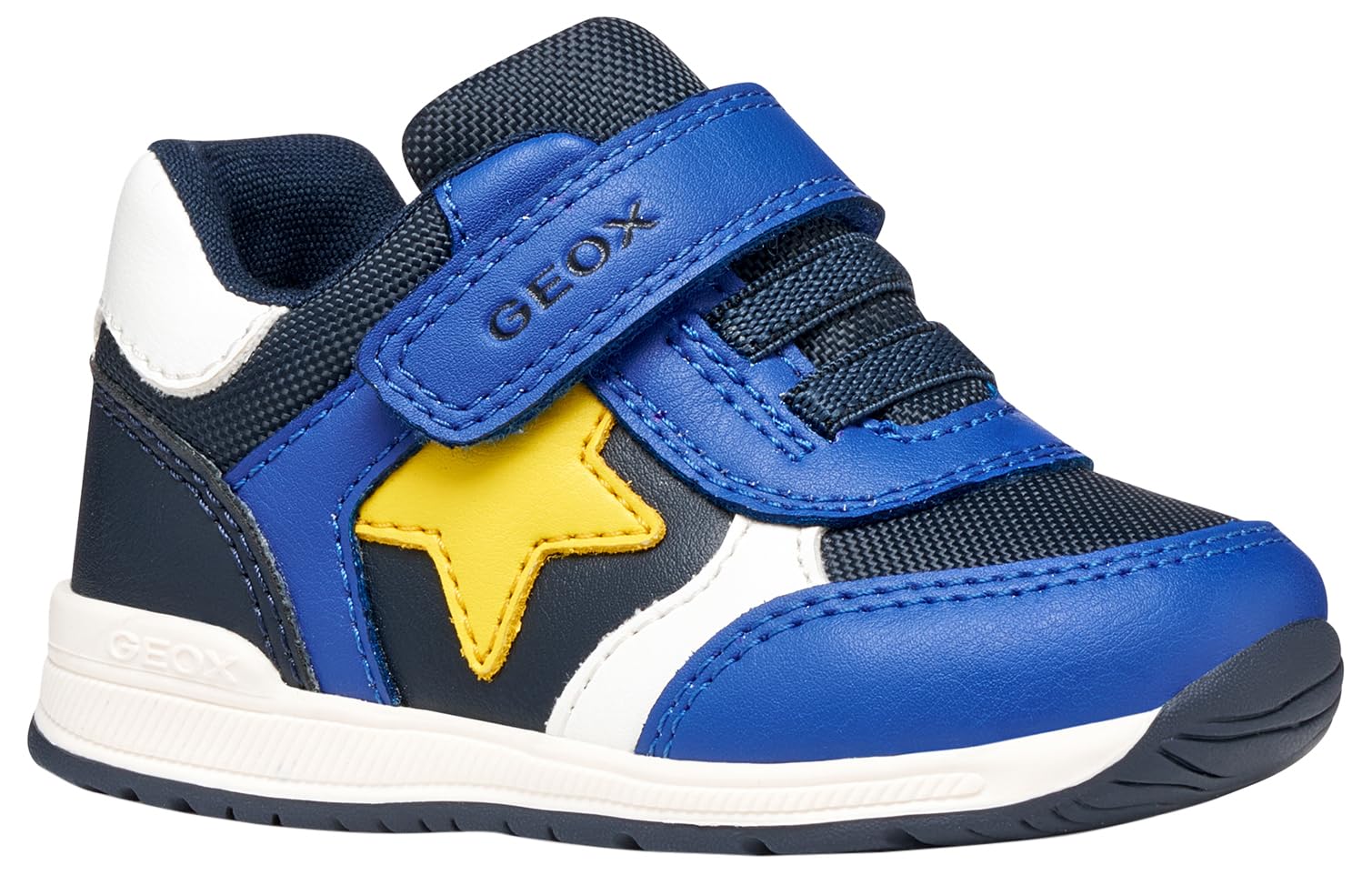 Geox: Auswahl an Schuhen