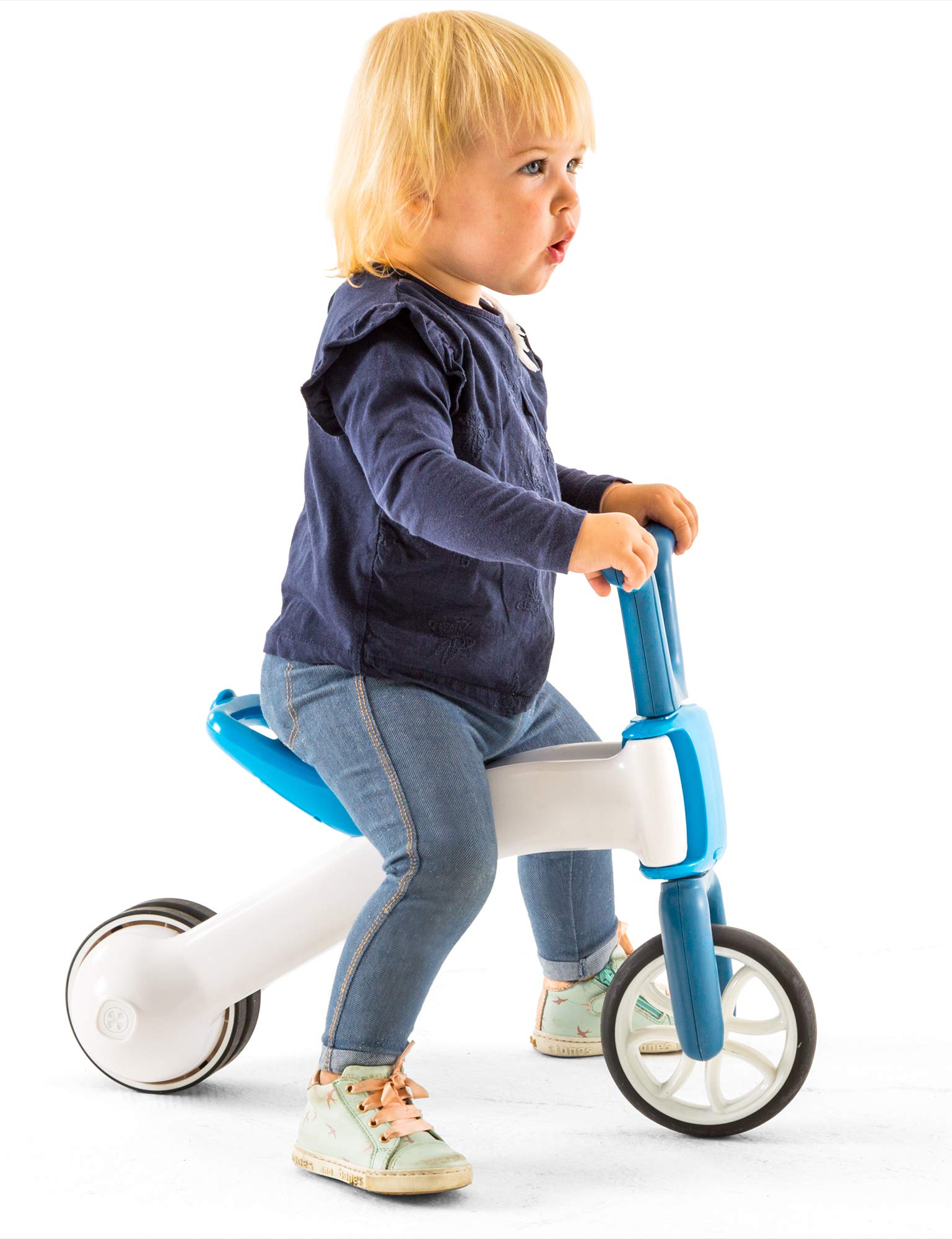 Chillafish Bunzi: Porteur bebe convertible en draisienne, trotteur évolutif 2 en 1 avec siège ajustable pour enfants de 1 à 3 ans, roues silencieuses pour jouer à l’intérieur et l’extérieur, bleu