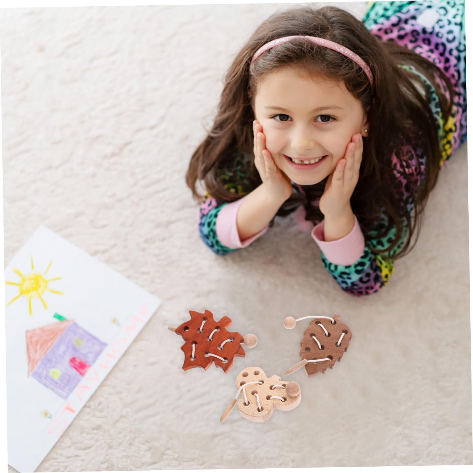 Vaguelly Gioco di Lacing in Legno per Bambini Giocattolo Educativo per Sviluppare Coordinazione Occhio-Mano e Abilità Motorie Fini per Asilo e Trasferte in Auto