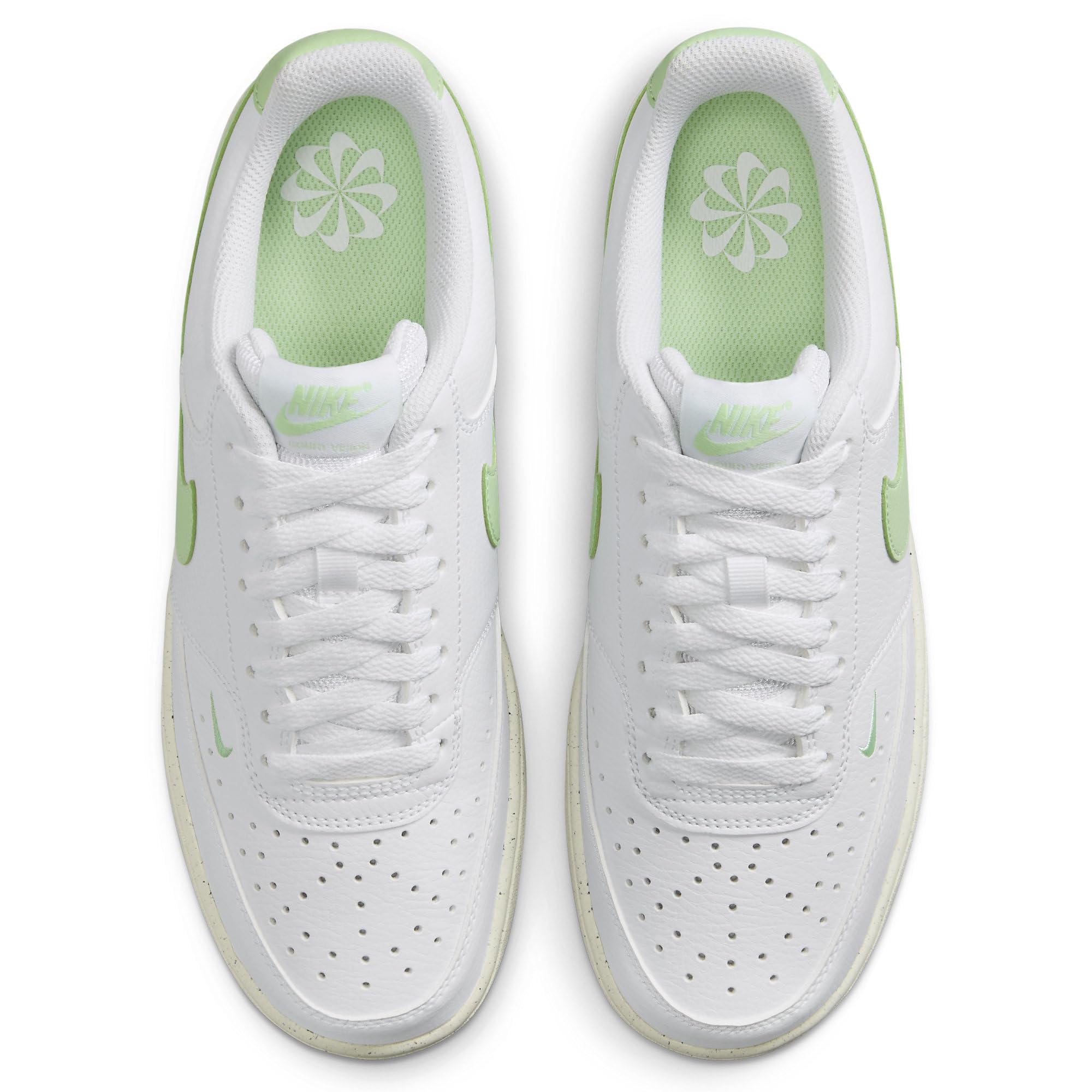 Nike Damen Court Vision Low Next NatureSneaker