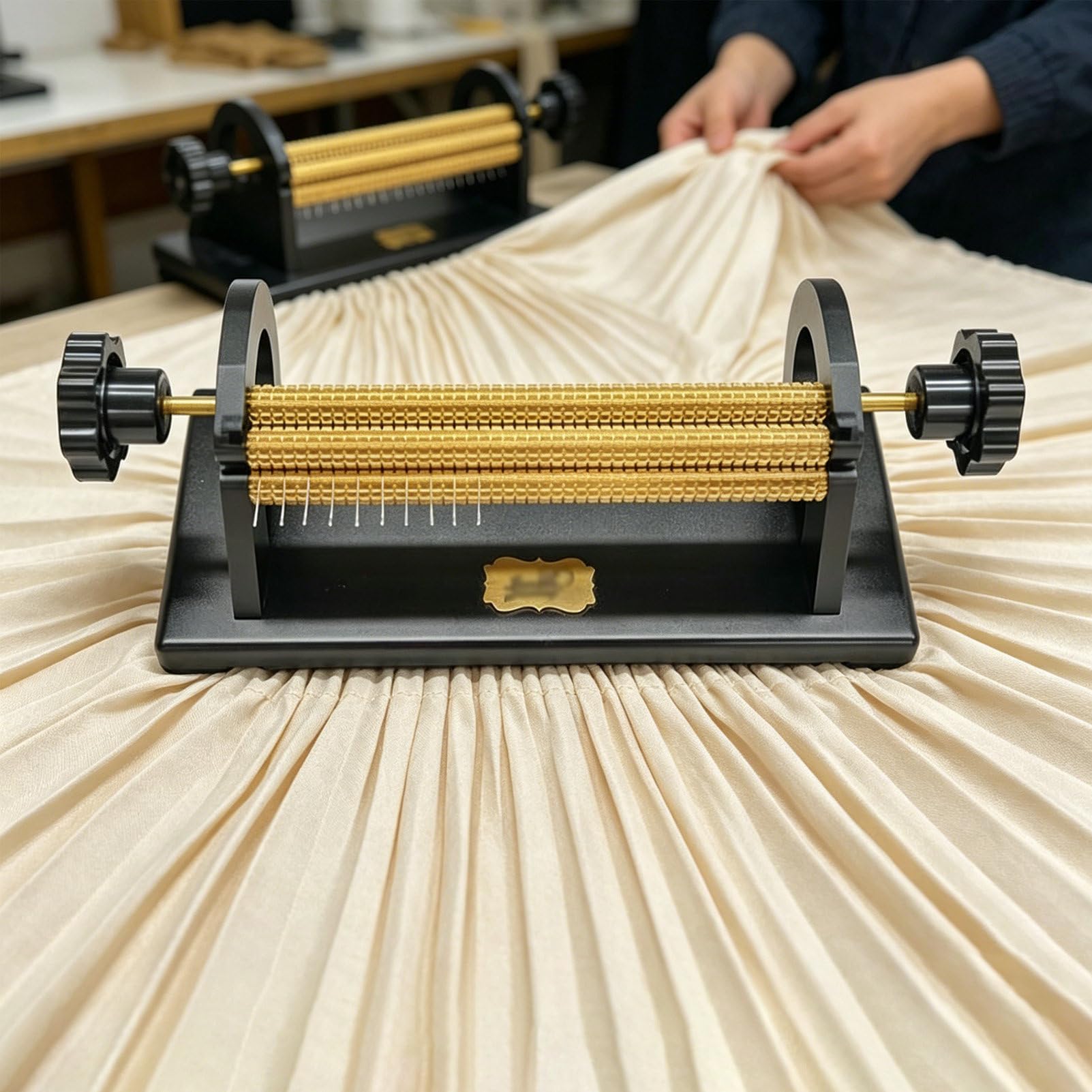 Pvxa 24/32 Row Single Machine,Smocking Pleater Machine, Adjustable Width, 0.5cm Needle Spacing, with Wire Box and Needles, for Costume & Craft Sewing 24rows