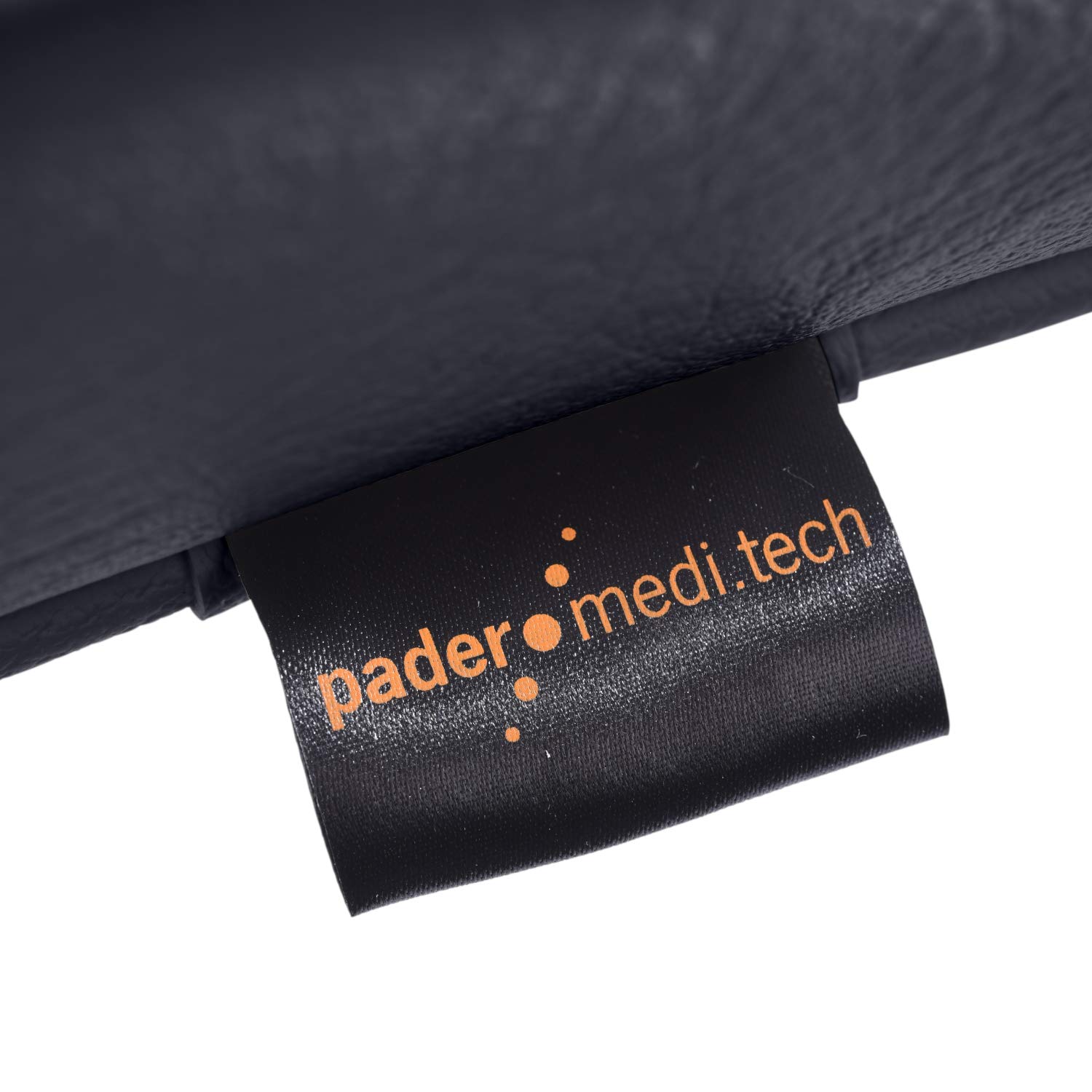 Pader Medi Tech Dreiviertelrolle I Knierolle aus Polyetherschaumstoff I Lagerungsrolle mit Kunstlederbezug und Kedernähten I 50 x 18 x 13,5 cm I 29 Schwarz