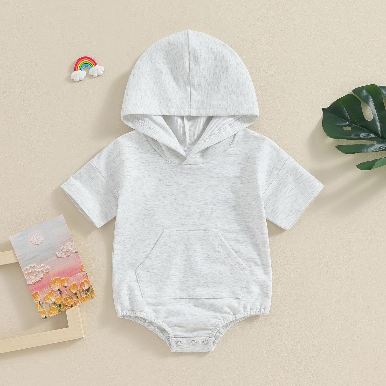 kacubwyy Newborn Baby Boys Girls Clothes Hooded Short Sleeve Bubble Bodysuit Pocket Snap Closure Summer Romper (White,3-6 Months)