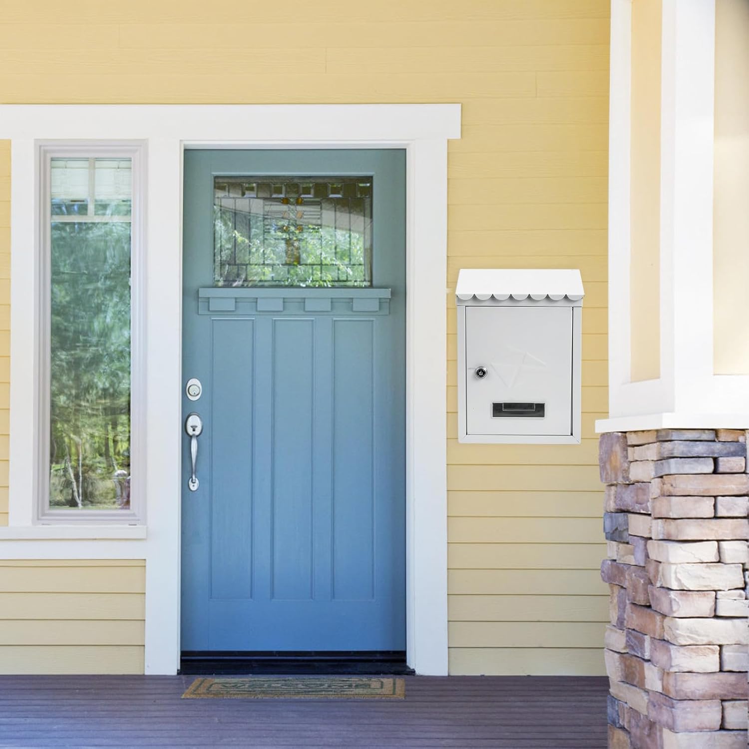Lockable Retro Wall-Mount Mailbox for Outdoor Use, Iron Letter Box with Rainproof Design, Vintage Style Secure Post Box for Home and Garden