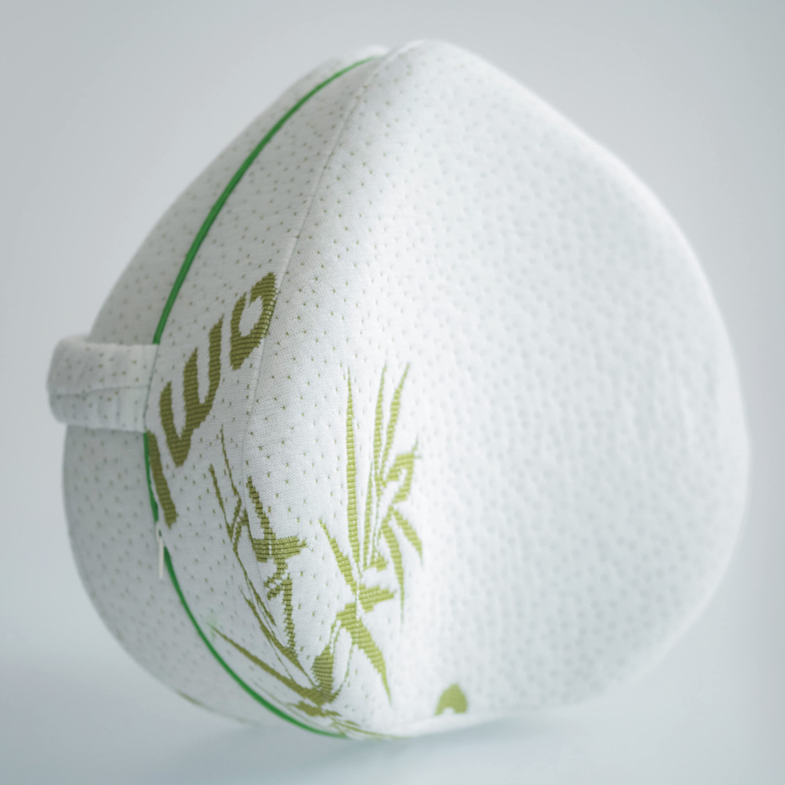 Y Homeware Women's White Yorkshire Homeware Knee Support Pillow | Memory Foam Leg Pillow | Bamboo Fibre Wedge Cushion | Leg Positioner Elevation Pillow With Strap | Pregnancy, Lower Back Hip Support