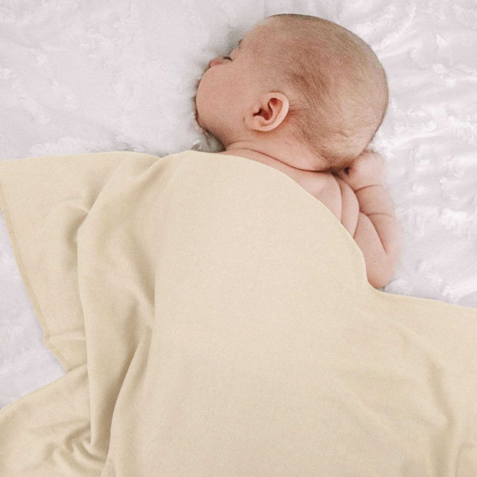 DRESHOW Newborn Baby Blanket Soft Swaddle Blankets for Infant Swaddling Receiving Warm Wraps with Bear Ear Hat Headband with Gloves - Image 3