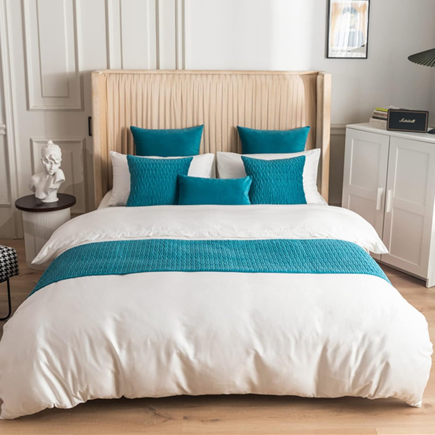 Blue Bed Scarf for Foot of Bed, Velvet Bed Runner Pleated Textured Bedding Cover Throw Both Sides Hotel Bed Mat for Queen/King Size Bed, 45 x 240cm