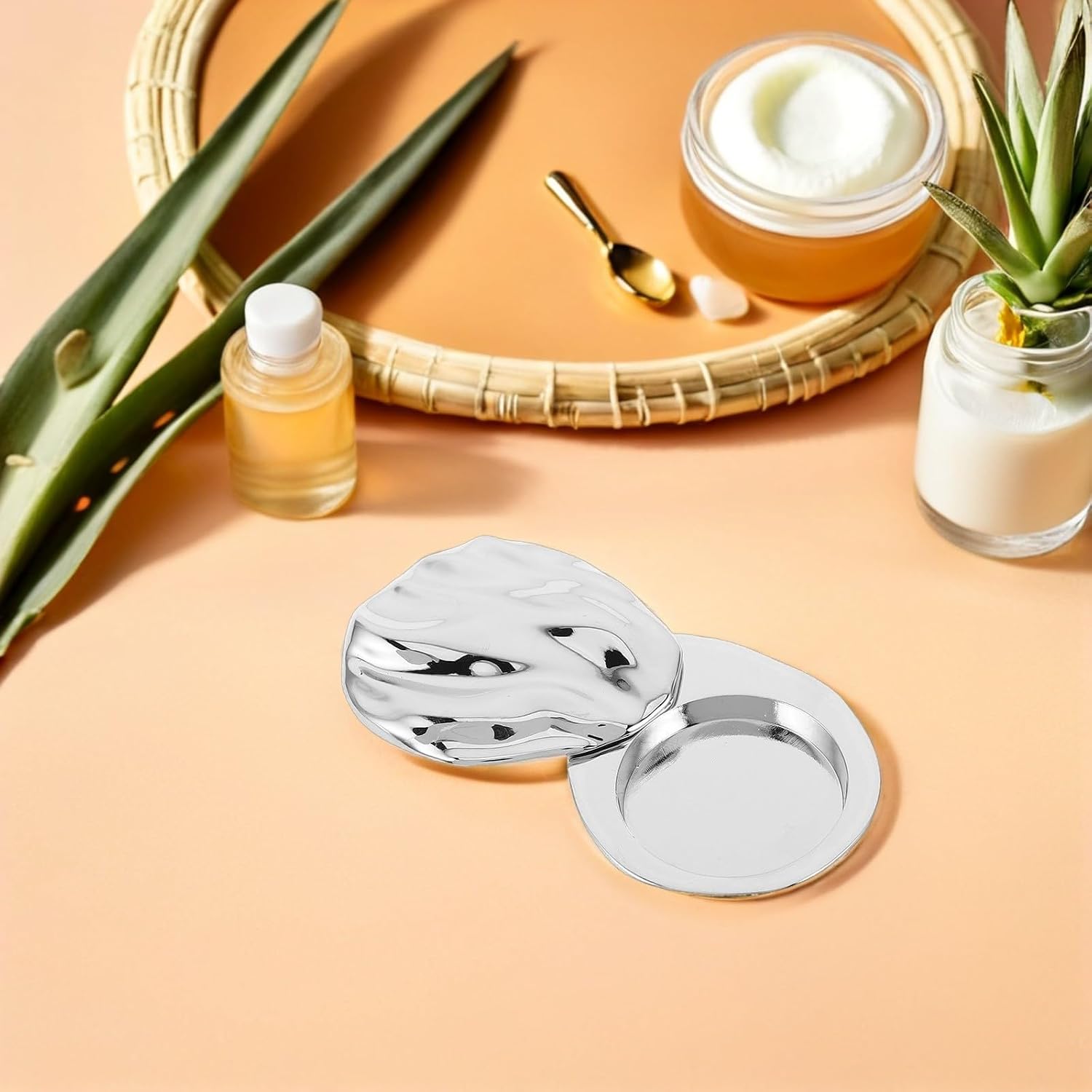 3g Portable Solid Perfume Tin Box with Shell Pattern and Textured Surface Slide Lid Design Compact for DIY Beauty and Personal Care Storage