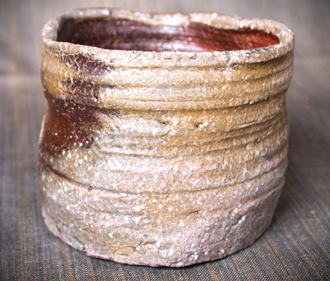 作家荻野雅也師:太田富夫備前窯変茶碗共箱・布 Amazon.co.jp: