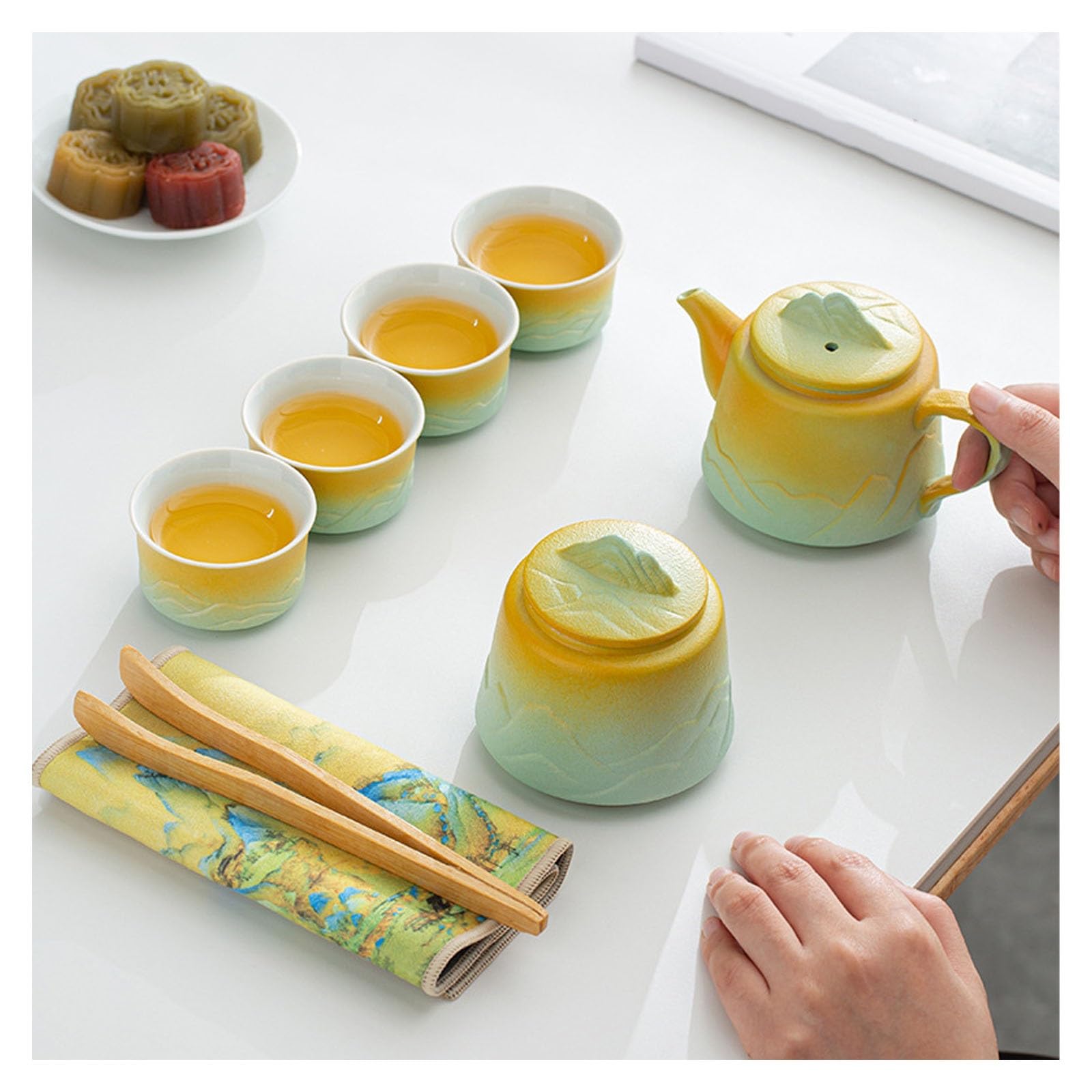 Ceramiczny zestaw do herbaty, przenośny dzbanek do herbaty Gongfu z czajnikiem i 4 filiżankami do biura, na piknik, kemping, idealny na ceremonie parzenia herbaty, łącznie 9 sztuk