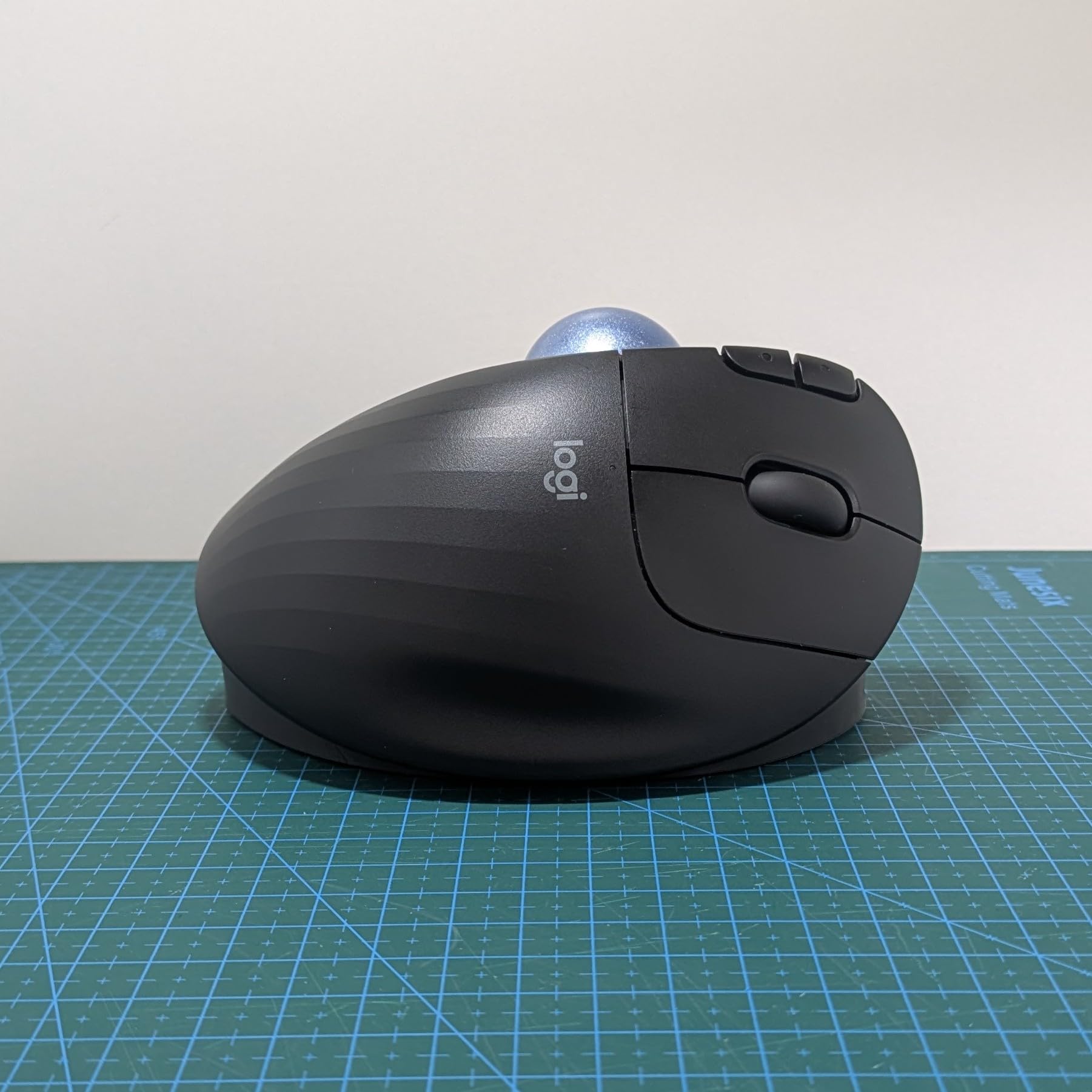 Amazon.co.jp: ロジクール M575 M575SP 専用 傾斜スタンド 角度調整 30
