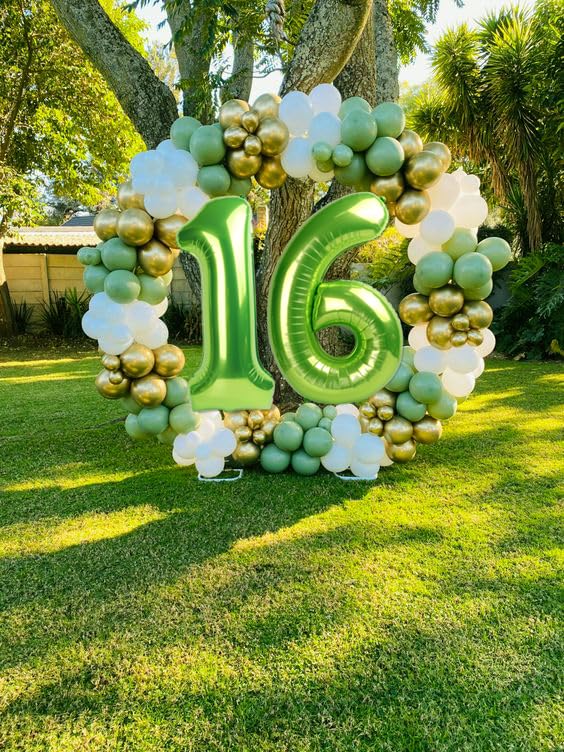 Image of Number 1 Balloons, 40In Green Balloons for Party Birthday Decorations | Eye-catching Appearance, Perfect Decorative Centerpieces, Convenient Self-sealing Structure, Widely for Various Occasions