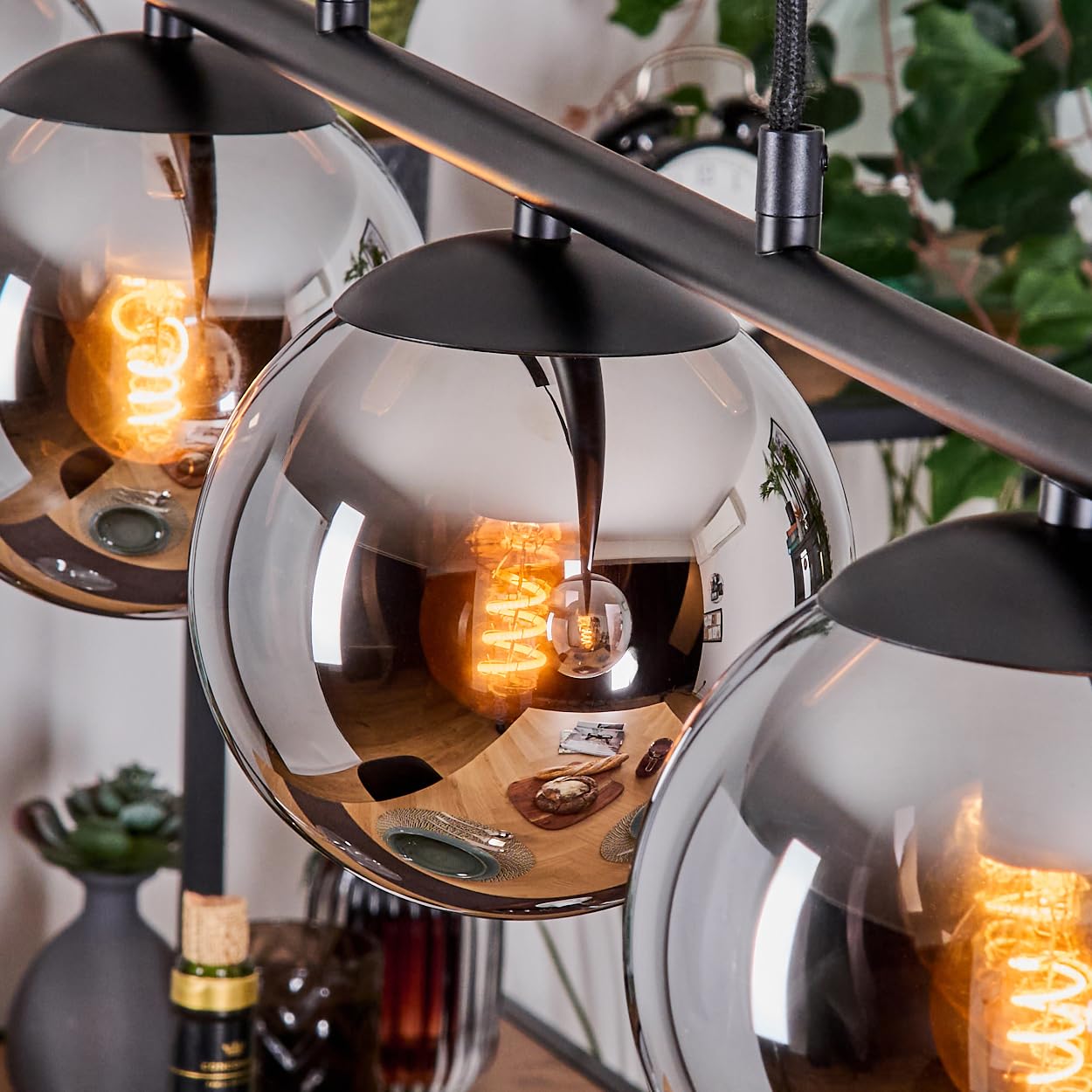 HOFSTEIN Pendelleuchte Gastor, 5-flammige Hängelampe aus Metall/Glas in Schwarz/Chrom/Rauch, moderne Hängeleuchte im Retro/Vintage-Design (Schirme Ø 15 cm), E14, Esszimmer, Küche, Wohnzimmer