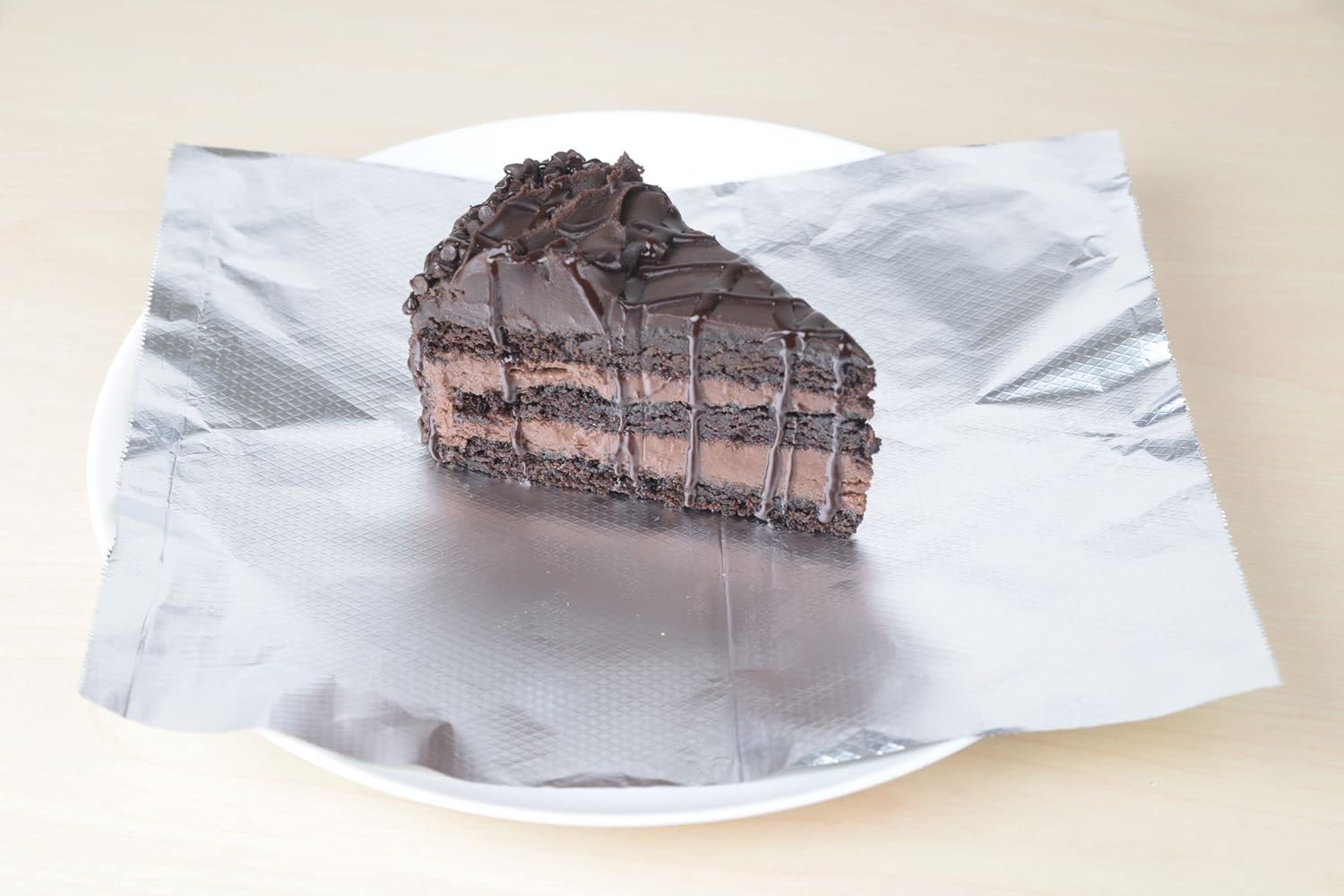 Black Friday Sale 2022 Daxwell Aluminum Foil Sheets, Interfolded, 9 x 10.75, J10002315 (Case of 3,000; 6 Boxes of 500) Best Deal Product Daxwell Aluminum Foil Sheets, Interfolded, 9 x 10.75, J10002315 (Case of 3,000; 6 Boxes of 500)