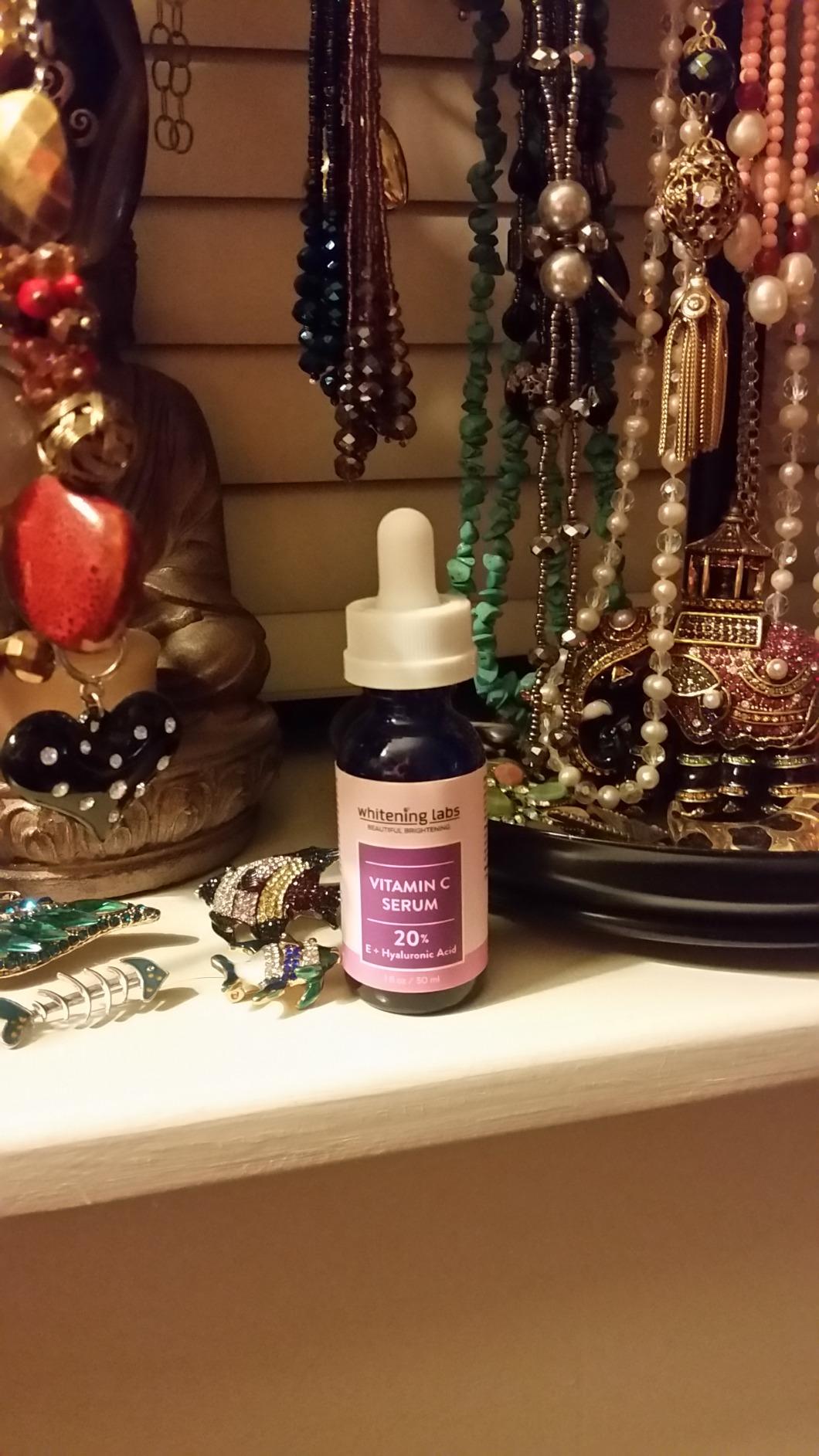 whiteninglabs Vitamin C Serum for Face with Hyaluronic Acid Vitamin E 20 Percent. Facial Anti Aging Serum 1 FL OZ