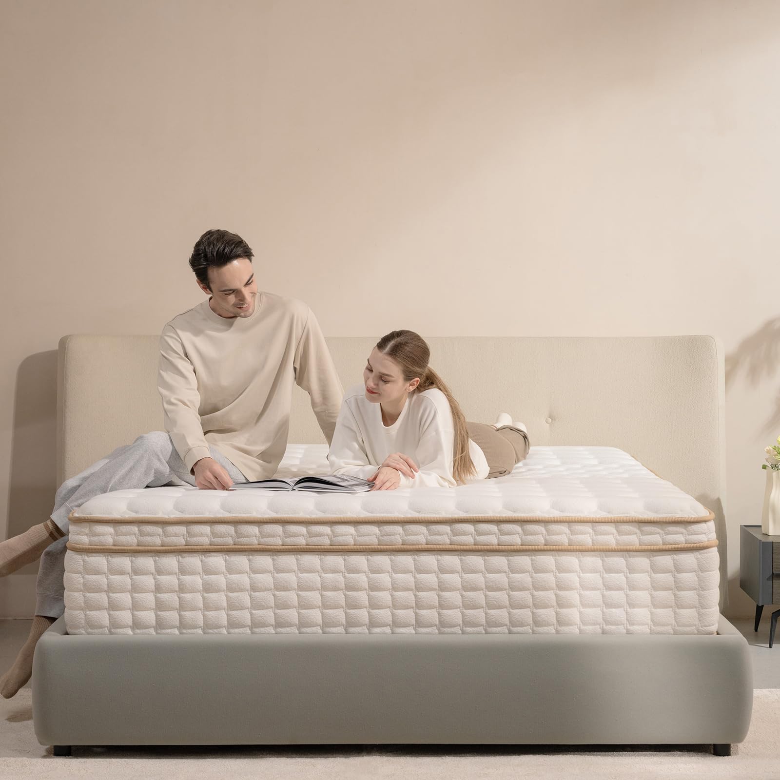 Photo 1 of King Mattress,14 Inch King Size Hybrid Mattress in a Box,Medium Firm King Size Mattress Memory Foam,with Individual Pocket Spring for Motion Isolation & Silent Sleep & Pressure Relief, CertiPUR-US