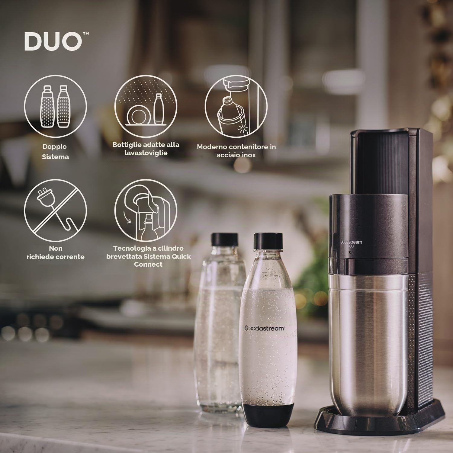 SodaStream Set di 2 bombole di vetro da 1 l, 2 bottiglie di vetro da 1 l, 2 bottiglie di plastica da 1 l, lavabili in lavastoviglie e portabottiglie sintico, altezza: 44 cm, colore: titanio